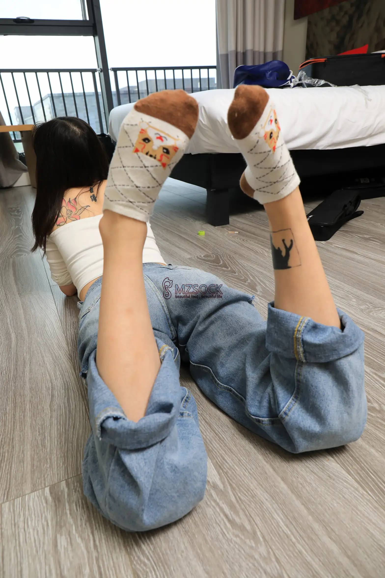 [爱美足] 爱美足 NO.059 芳芳#[74P]-1