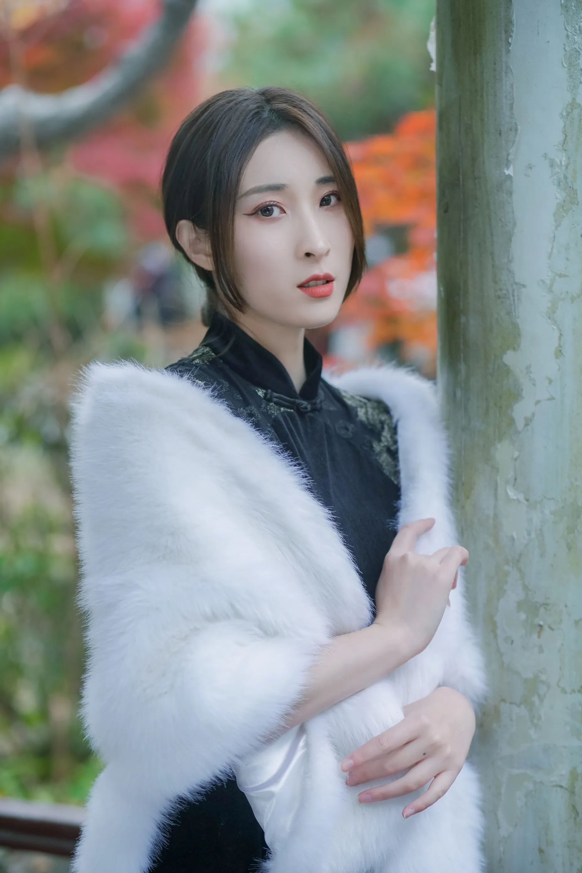 [艺图语] 2022.12.05 Vol.2603 – 红枫 阿音#[23P]-10