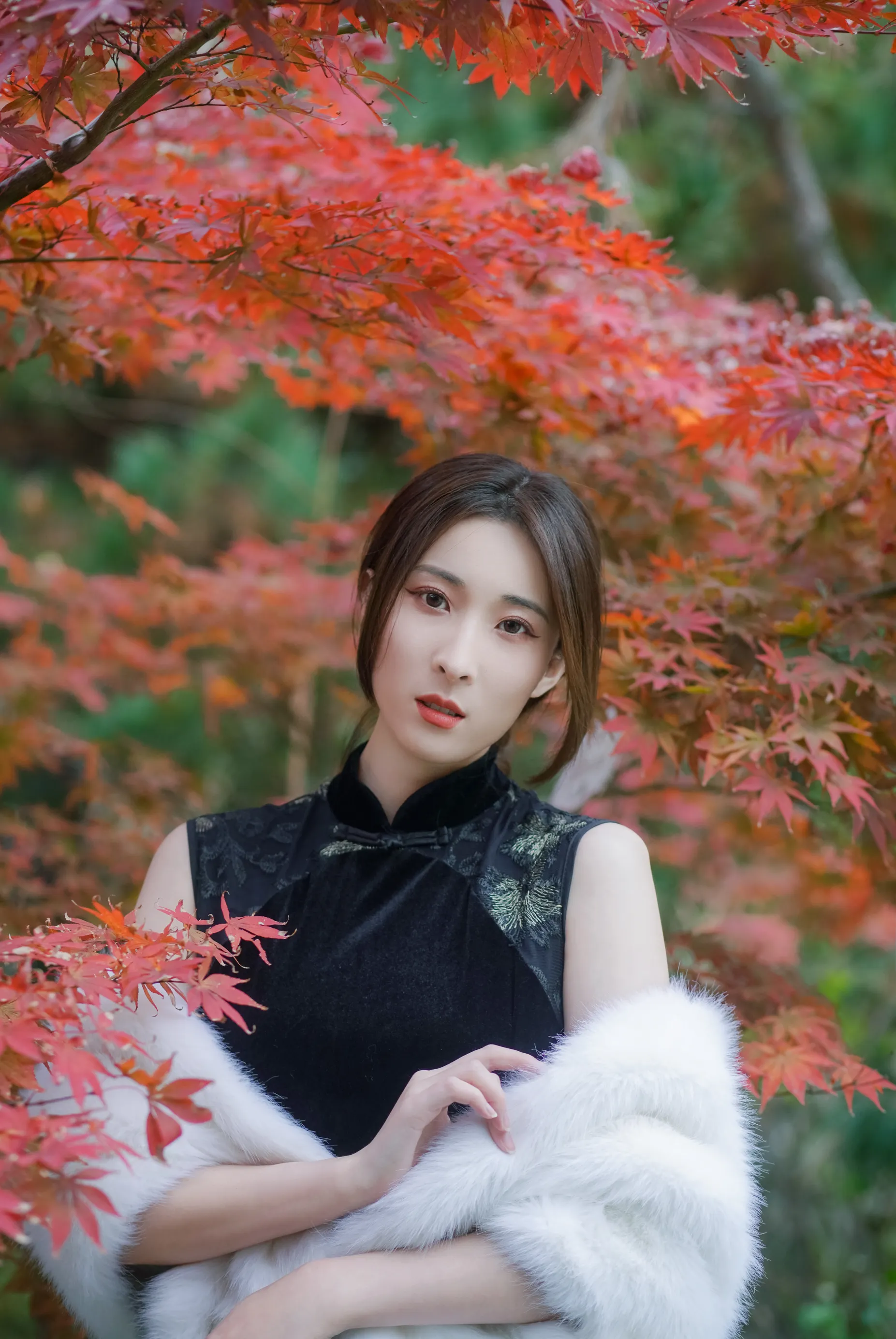 [艺图语] 2022.12.05 Vol.2603 – 红枫 阿音#[23P]-11