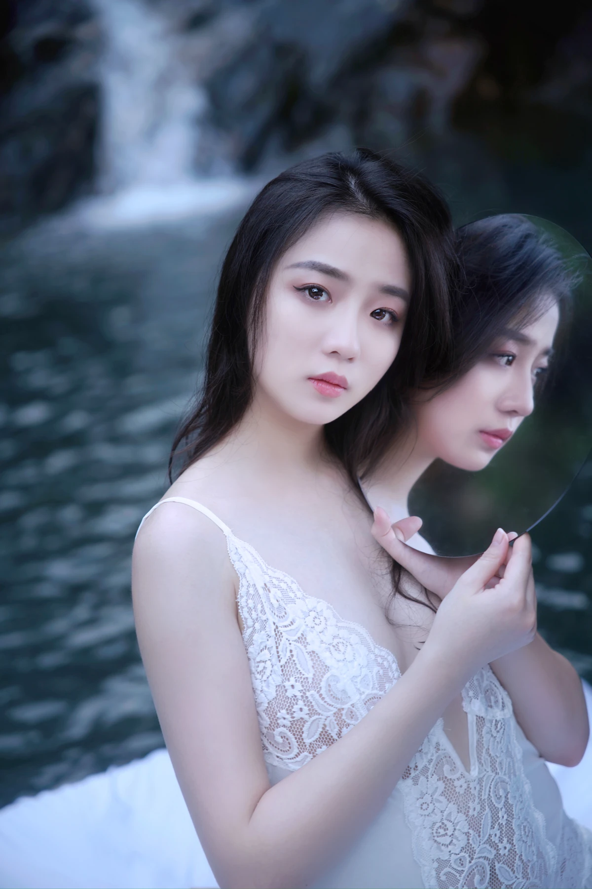 [艺图语] 2022.12.22 Vol.2729 – 落入凡间的天使 桃桃#[34P]-29