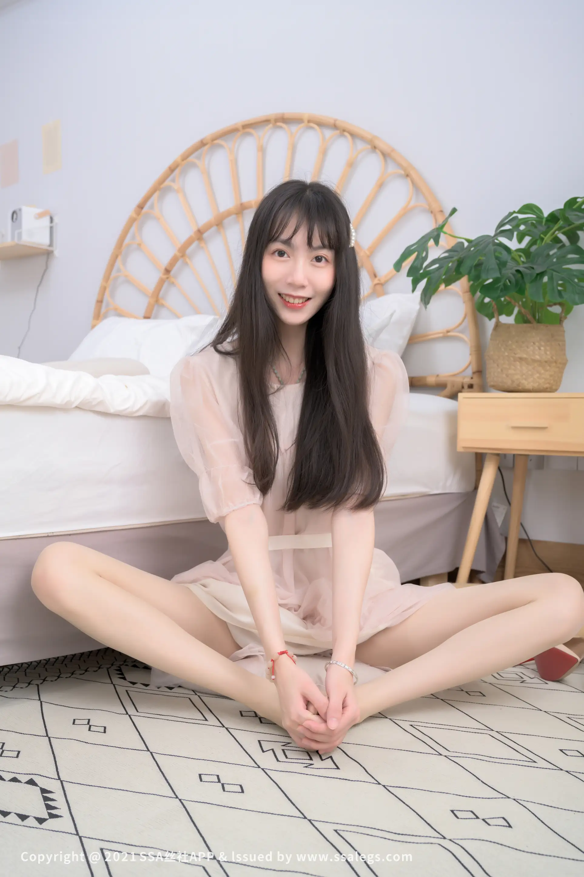 [Mzsock] NO.765 Model's shiny stockings (Part 2) silk club#[124P]-9