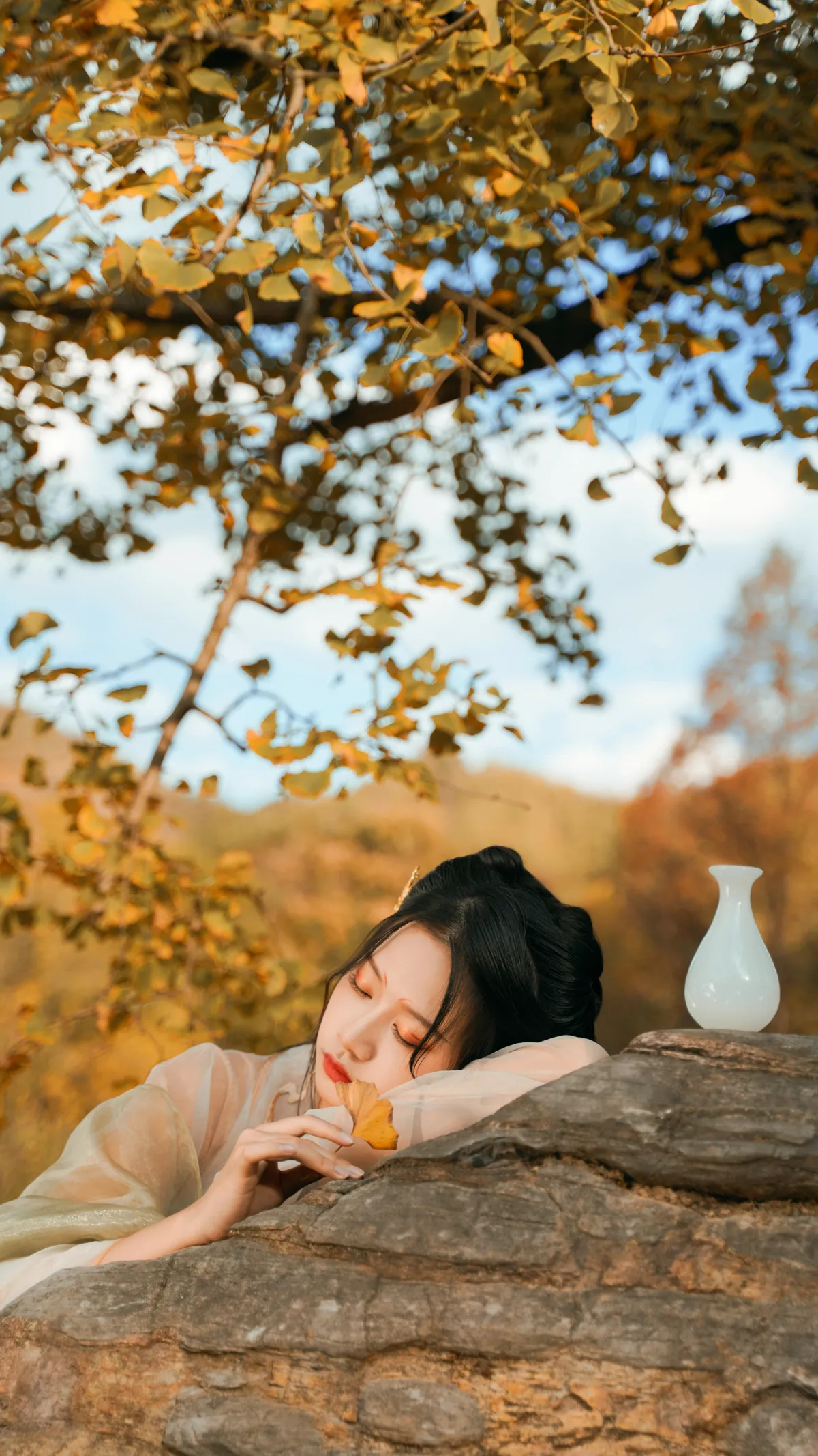 [YITUYU] 2022.12.12 Vol.2664 – Under the Ginkgo Tree Wangwang Xiaoxiaoshu#[39P]-5