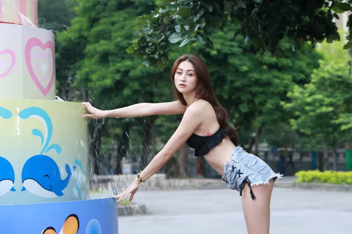 [Mzsock] NO.087 Lola belly-revealing denim shorts, high heels and beautiful legs, outdoor shot street photography#[106P]-2