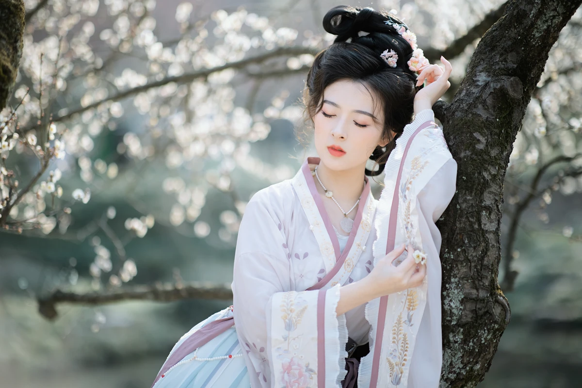 [YITUYU] 2023.03.08 Vol.3022 Exploring Plum Blossoms in Early Spring Ming Shu Cai Cai#[46P]-6