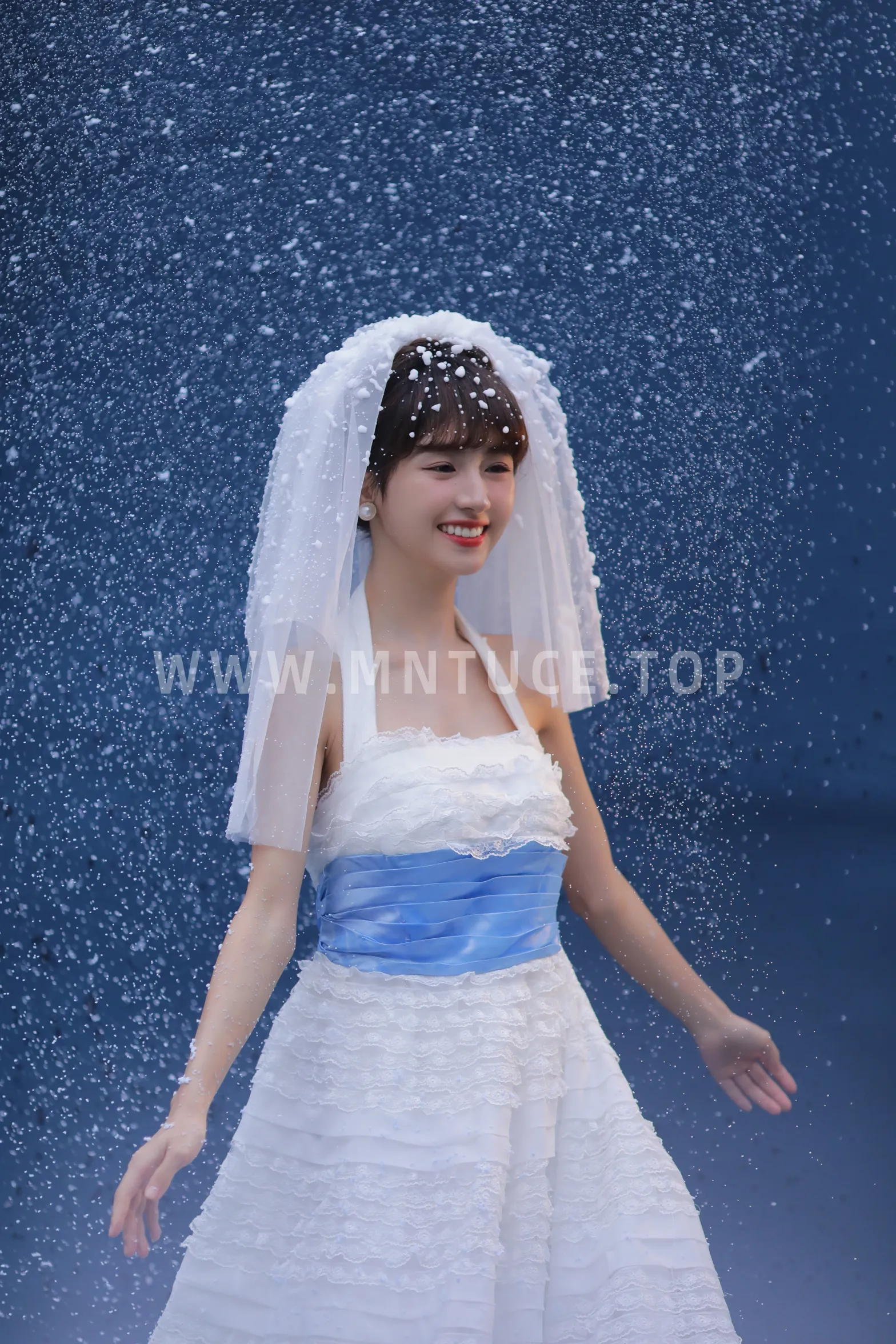[艺图语] 2022.12.02 Vol.2579 – 梦中婚纱 顾林x#[23P]-17