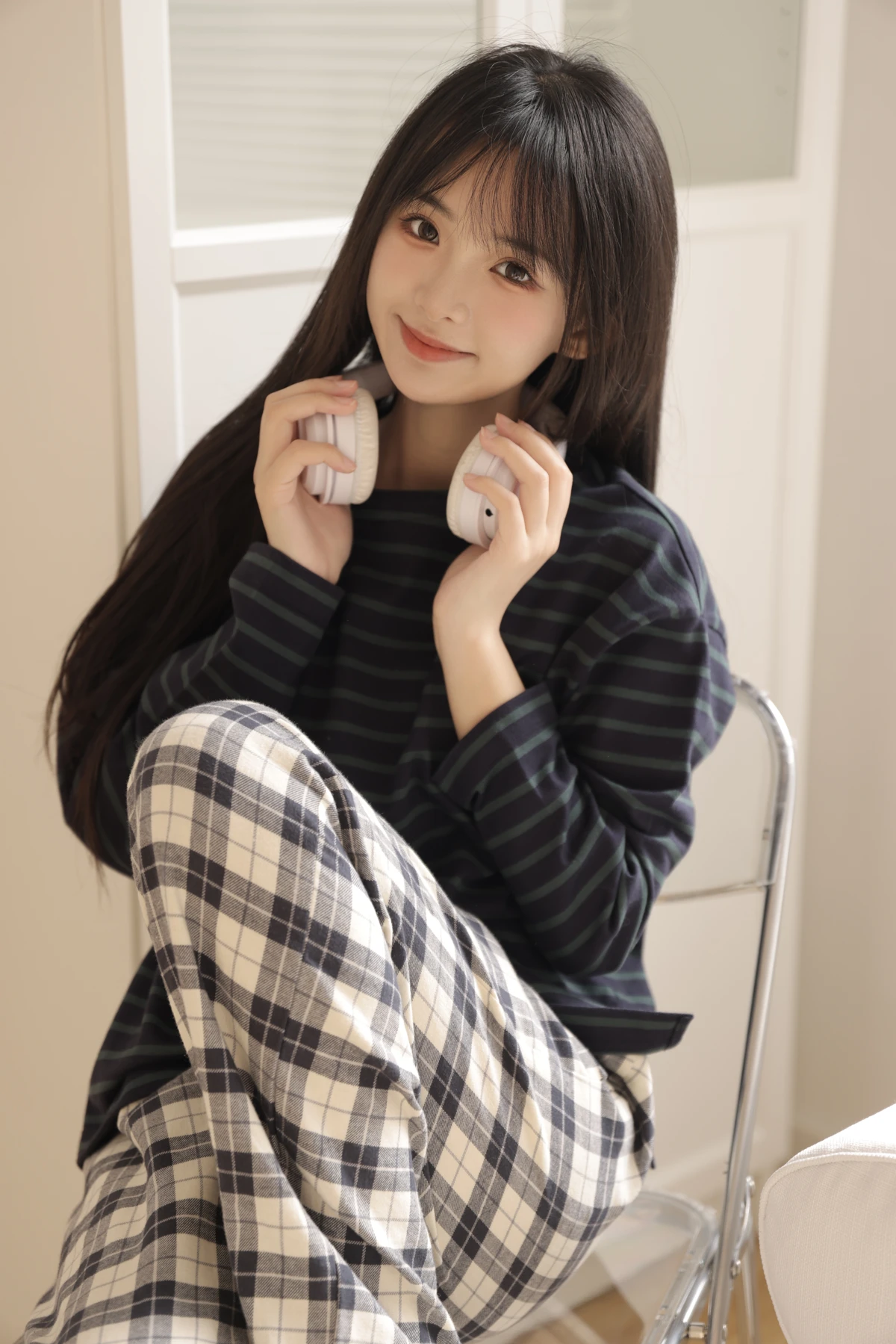 [艺图语] 2022.12.19 Vol.2711 – 白色 莉莉崽w#[31P]-10