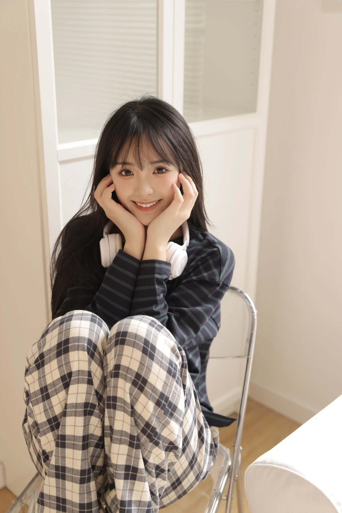 [艺图语] 2022.12.19 Vol.2711 – 白色 莉莉崽w#[31P]-1