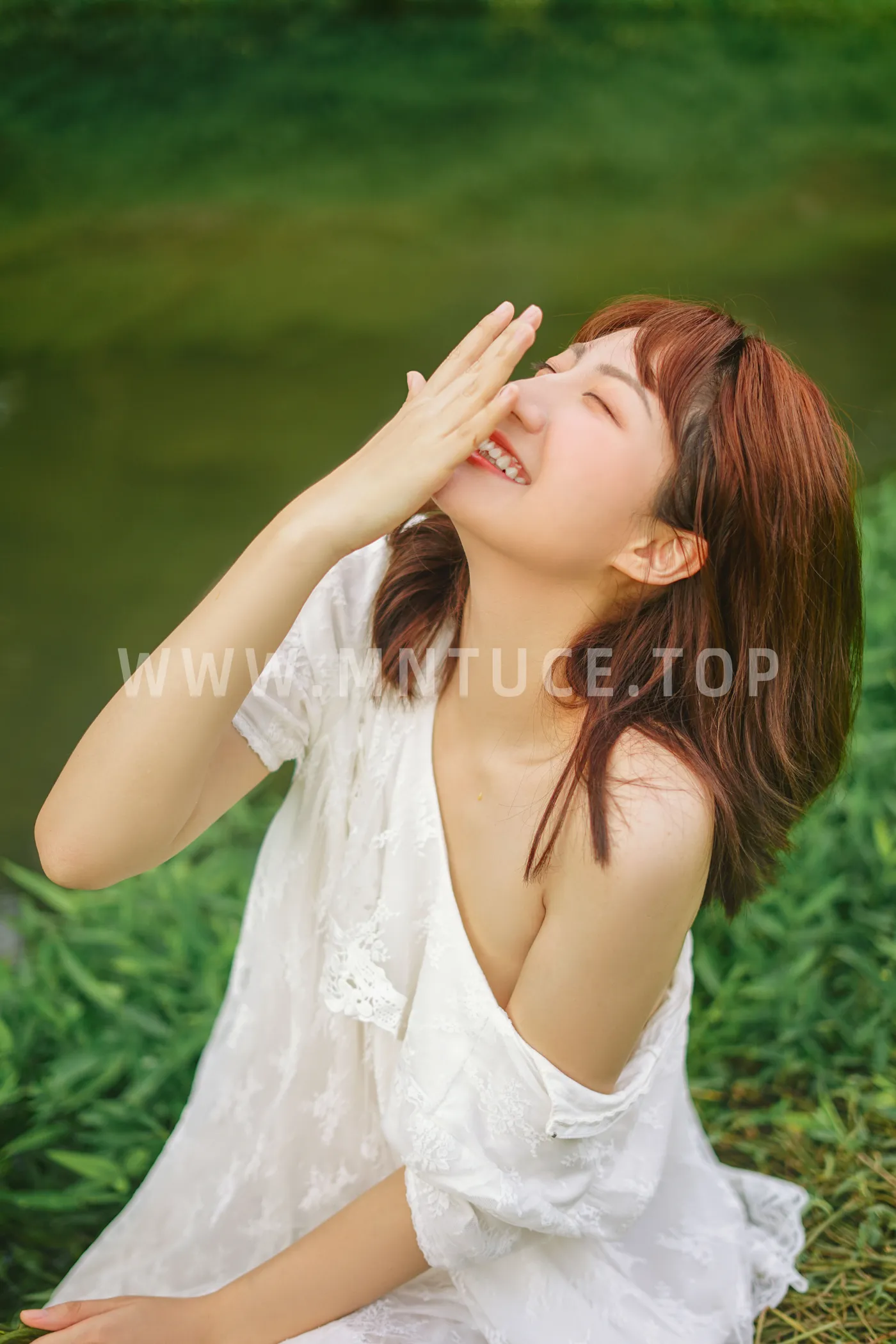 2022.12.01 Vol.2572 – 河边戏水 17