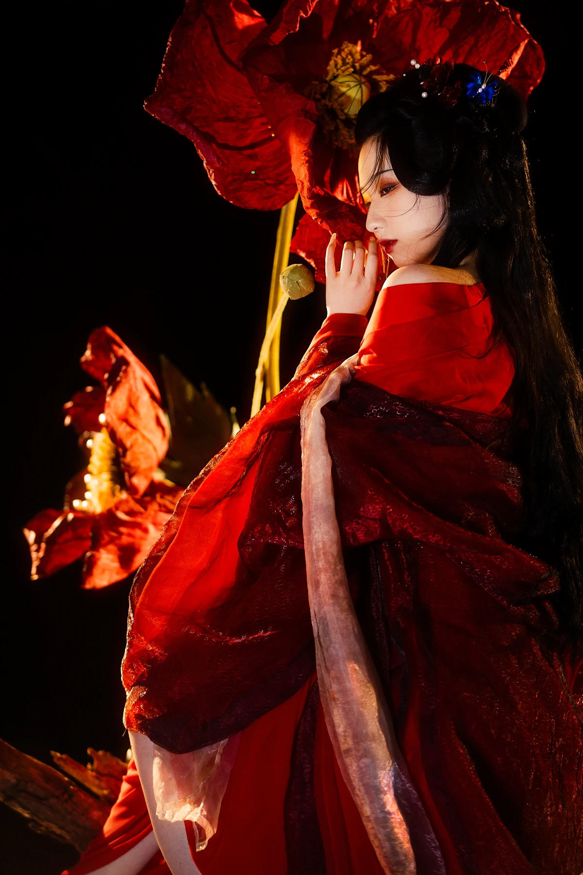 [艺图语] 2023.01.02 Vol.2822 – 虞美人 微渺miroky_#[21P]-7