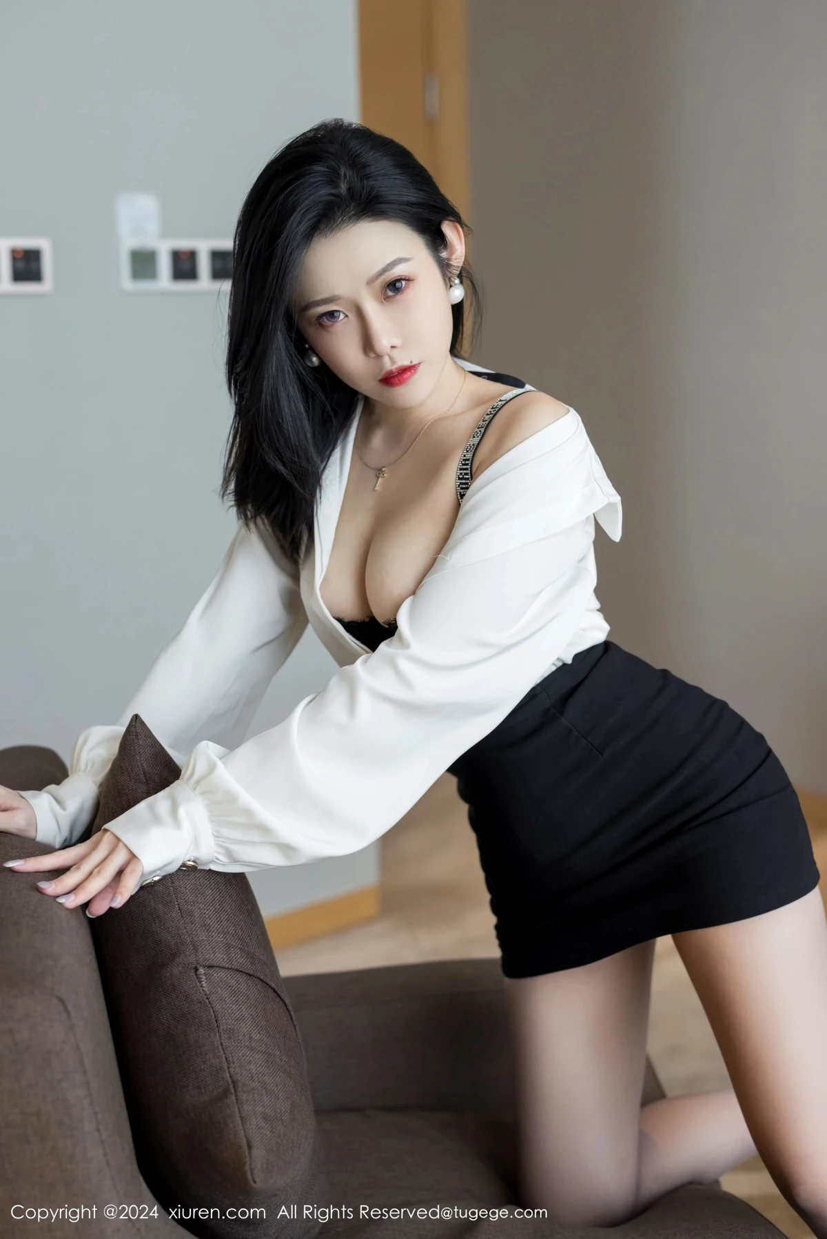 [秀人网] 2024.10.23 No.9329 luvian本能#[43P]-9
