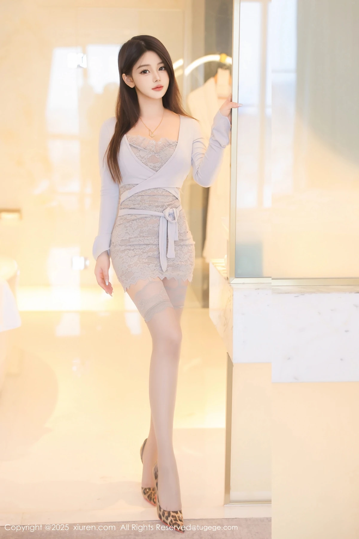 [秀人网] 2025.03.28 No.10083 爱酱里#[98P]-17