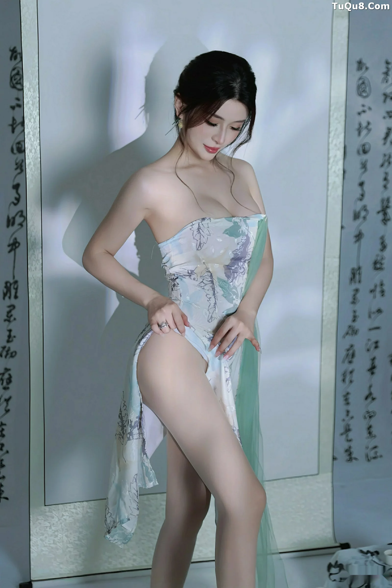 [秀人网] 2025.08.27 No.10694 阿依莎#[82P]-14
