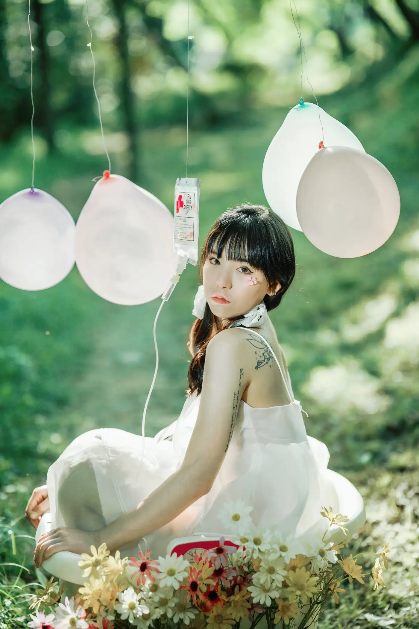 [艺图语] 2022.06.19 Vol.1229 – 想你的液 依依#[25P]-1