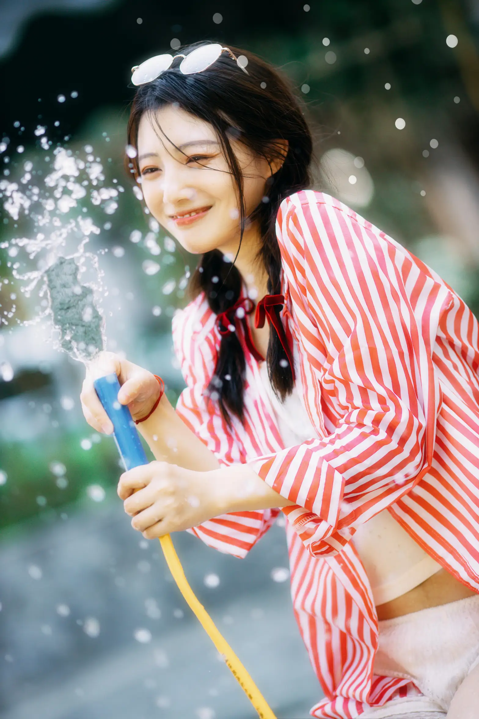2021.11.30 Vol.479 – 后院水花 12