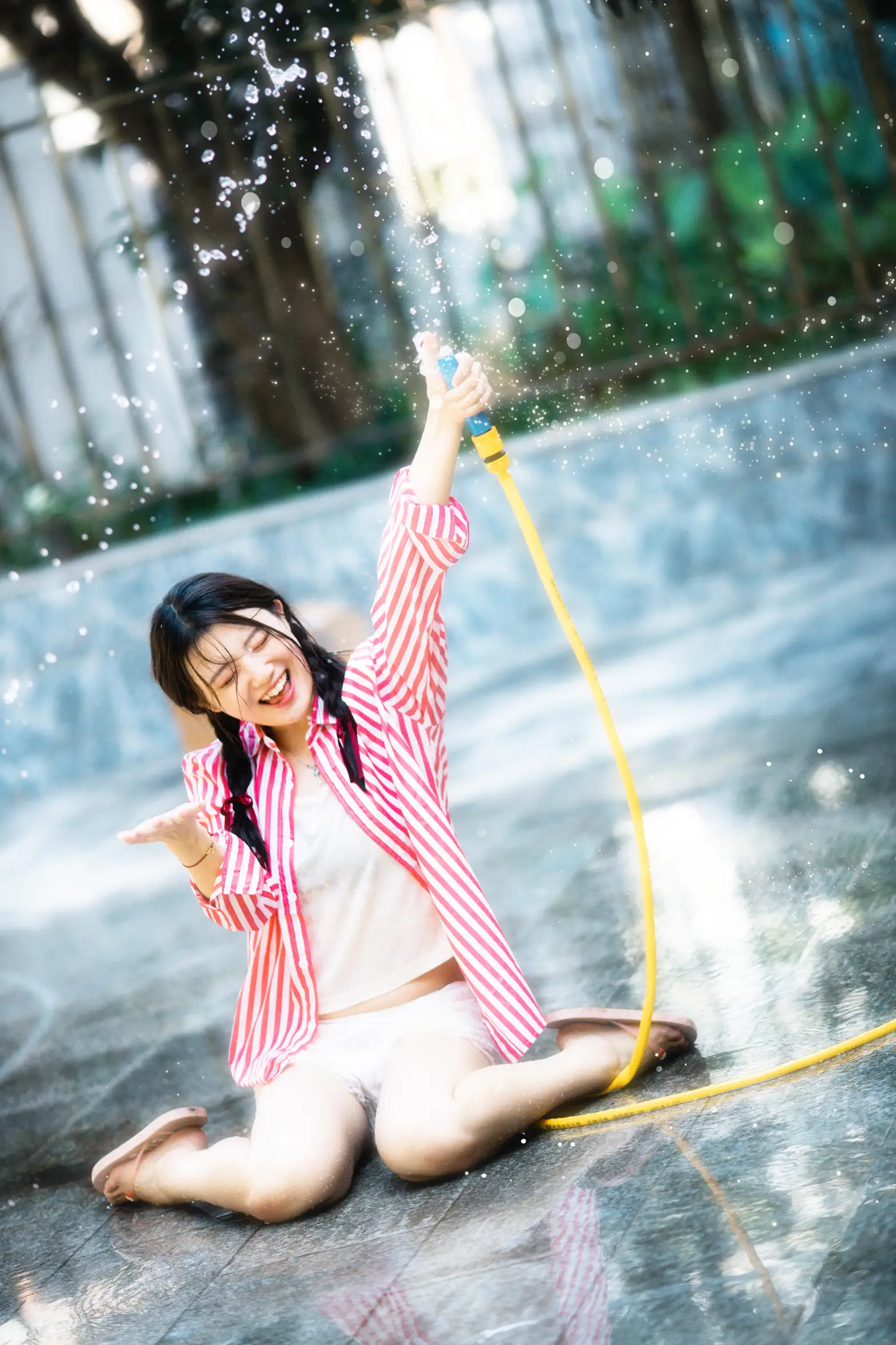2021.11.30 Vol.479 – 后院水花 27