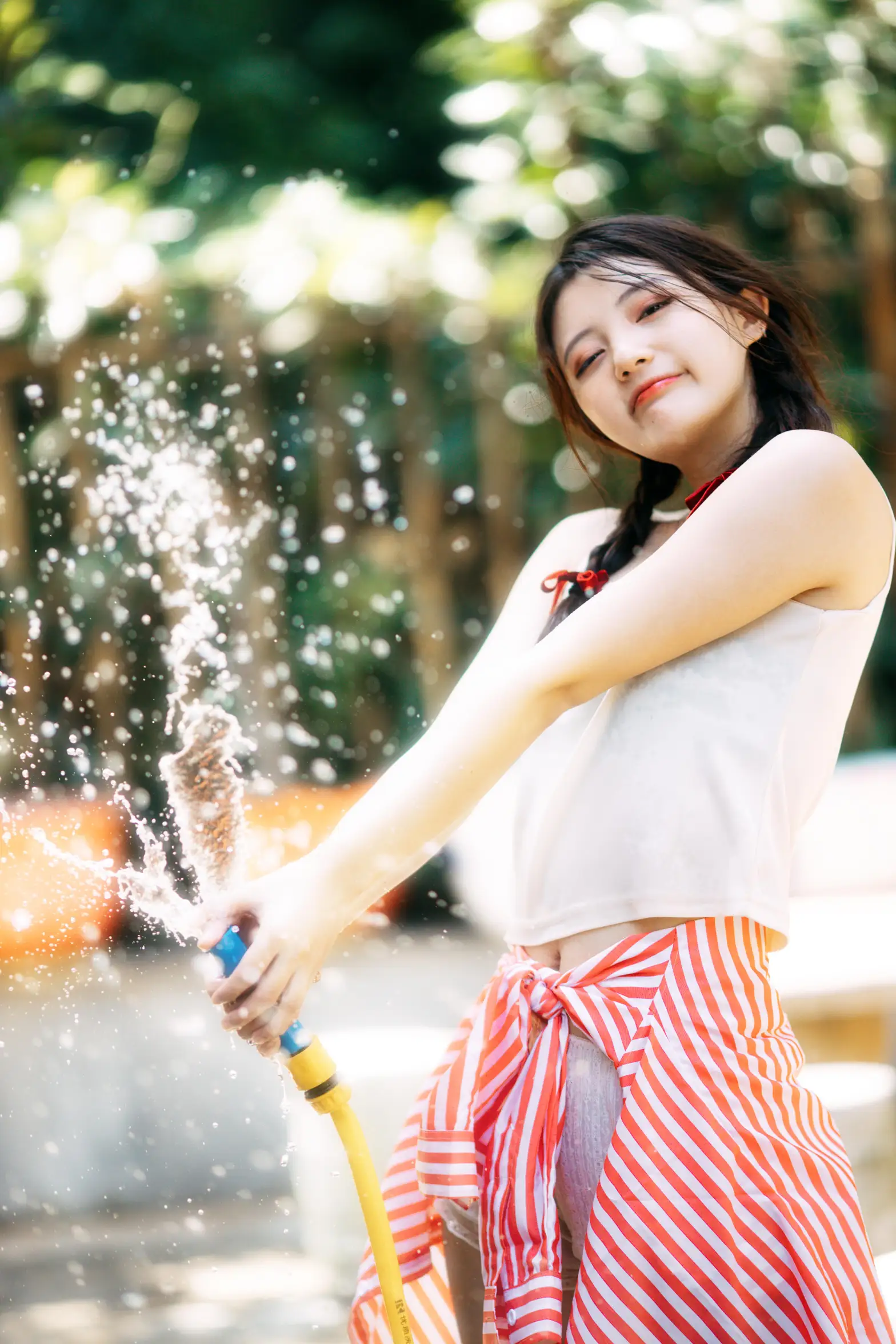 2021.11.30 Vol.479 – 后院水花 28
