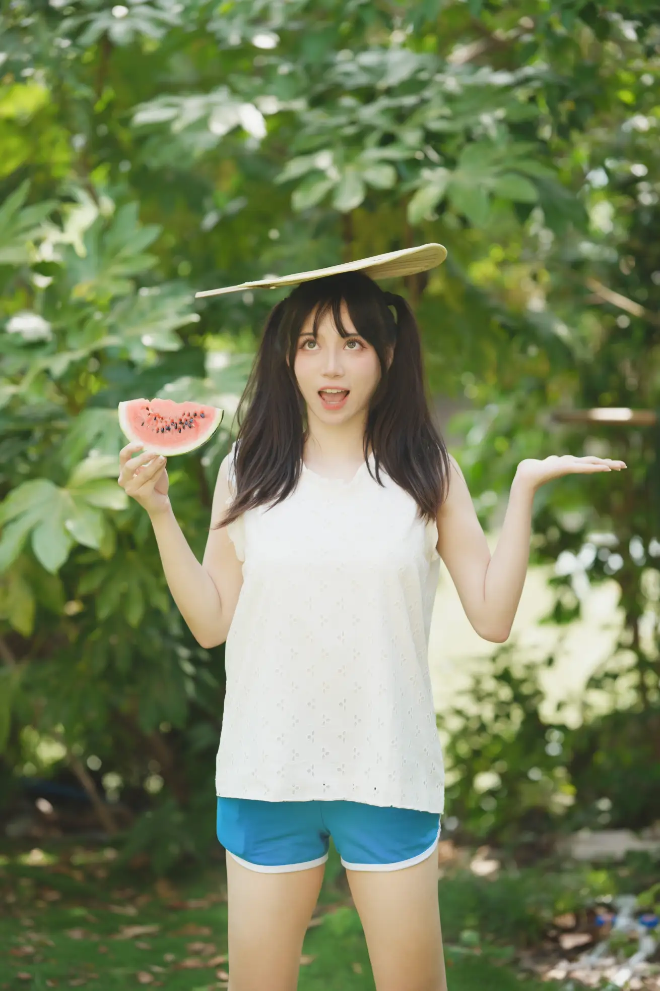[艺图语] 2022.09.05 Vol.1877 – 夏日少女与西瓜 贰加六#[39P]-4