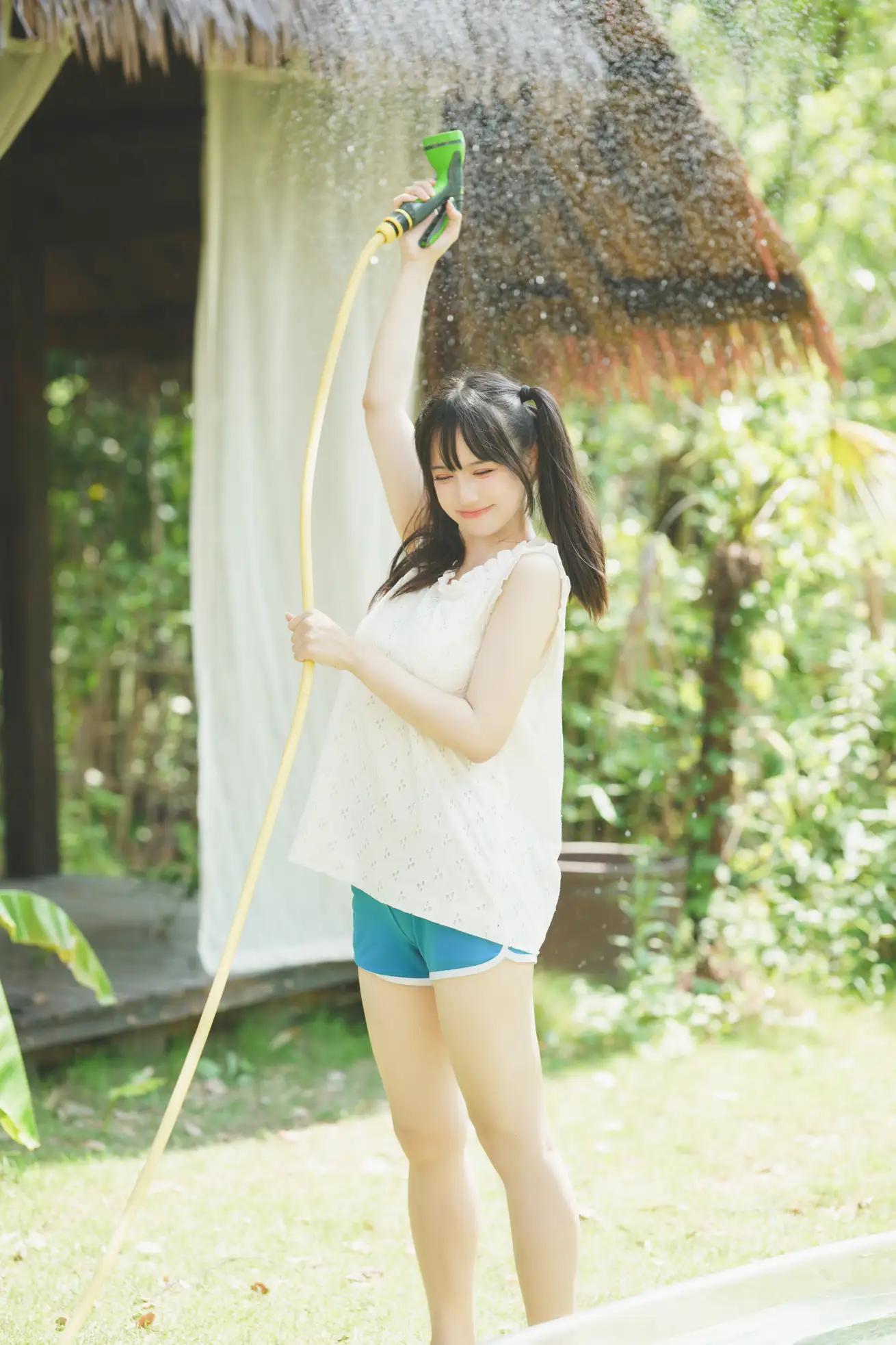 [艺图语] 2022.09.05 Vol.1877 – 夏日少女与西瓜 贰加六#[39P]-9
