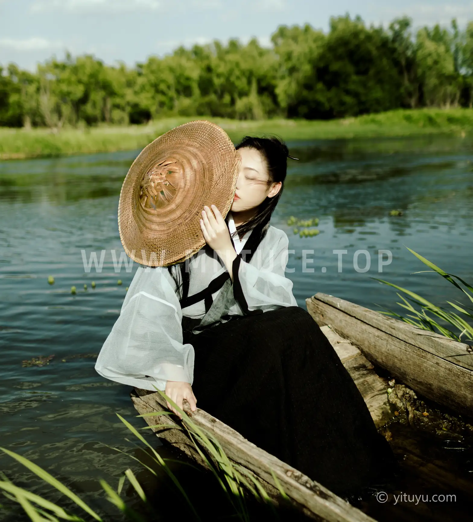 [艺图语] 2021.06.09 Vol.070 – 风之子 静静#[21P]-18