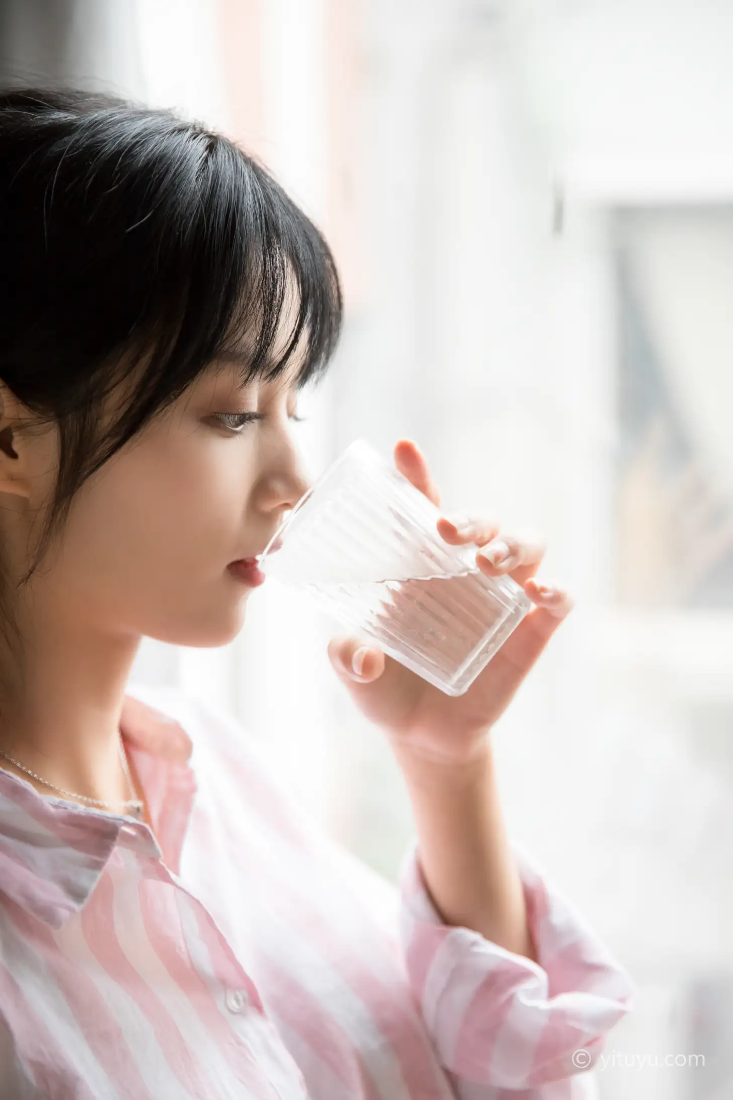 [艺图语] 2021.05.06 Vol.050 – 少女心情 雨文#[25P]-24