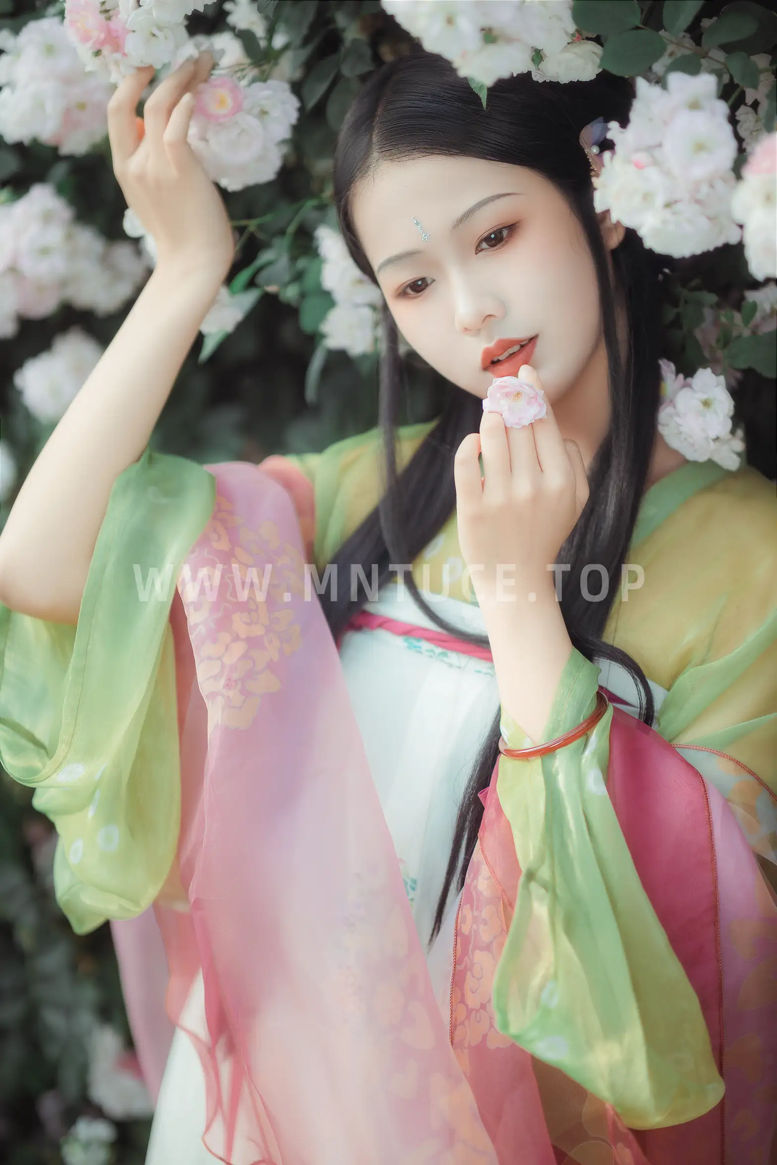 [艺图语] 2022.09.14 Vol.1949 – 蔷薇 若韵#[23P]-8