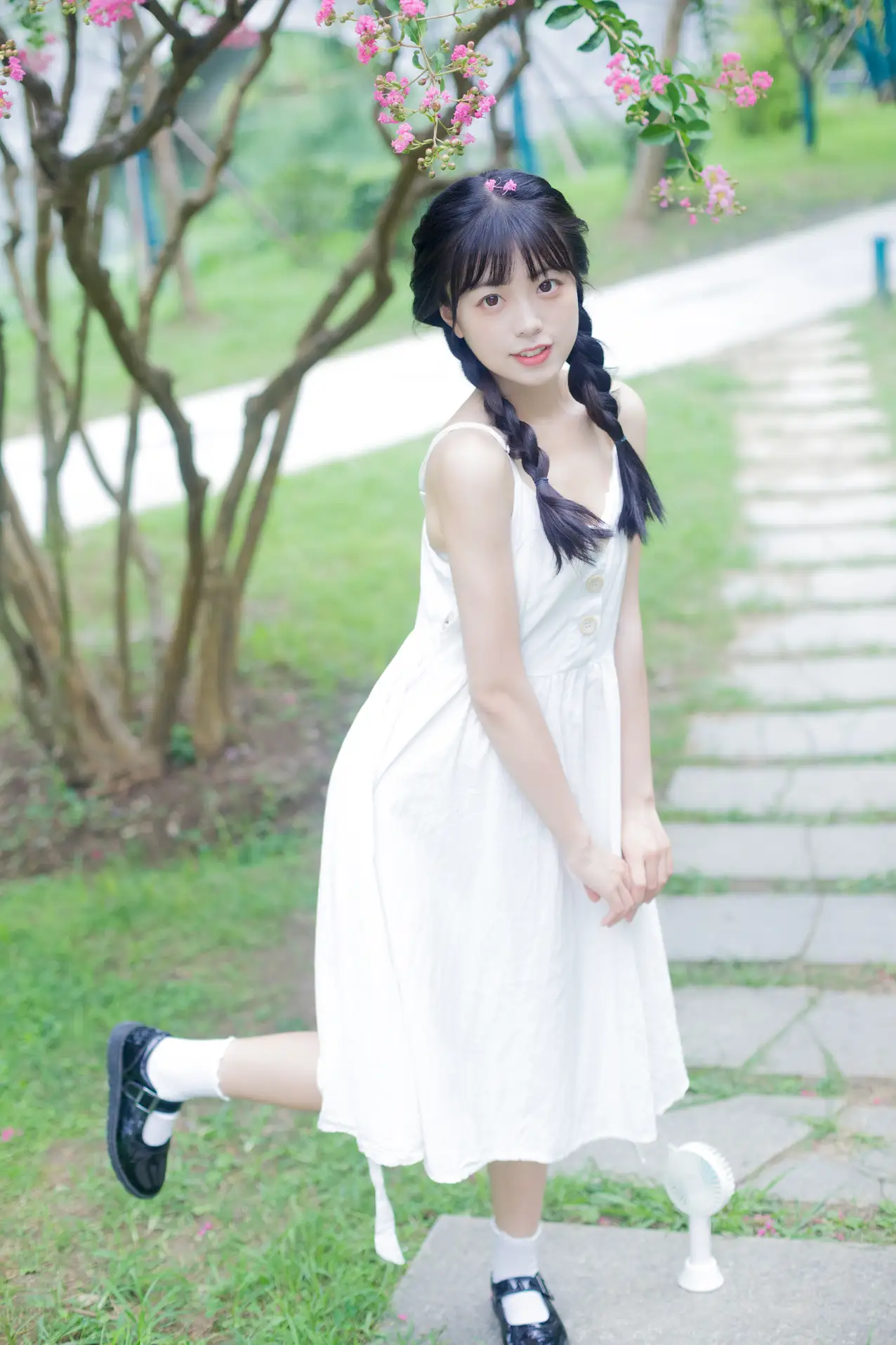 [艺图语] 2022.08.15 Vol.1708 – 漫山遍野 可爱泡泡呀#[28P]-9