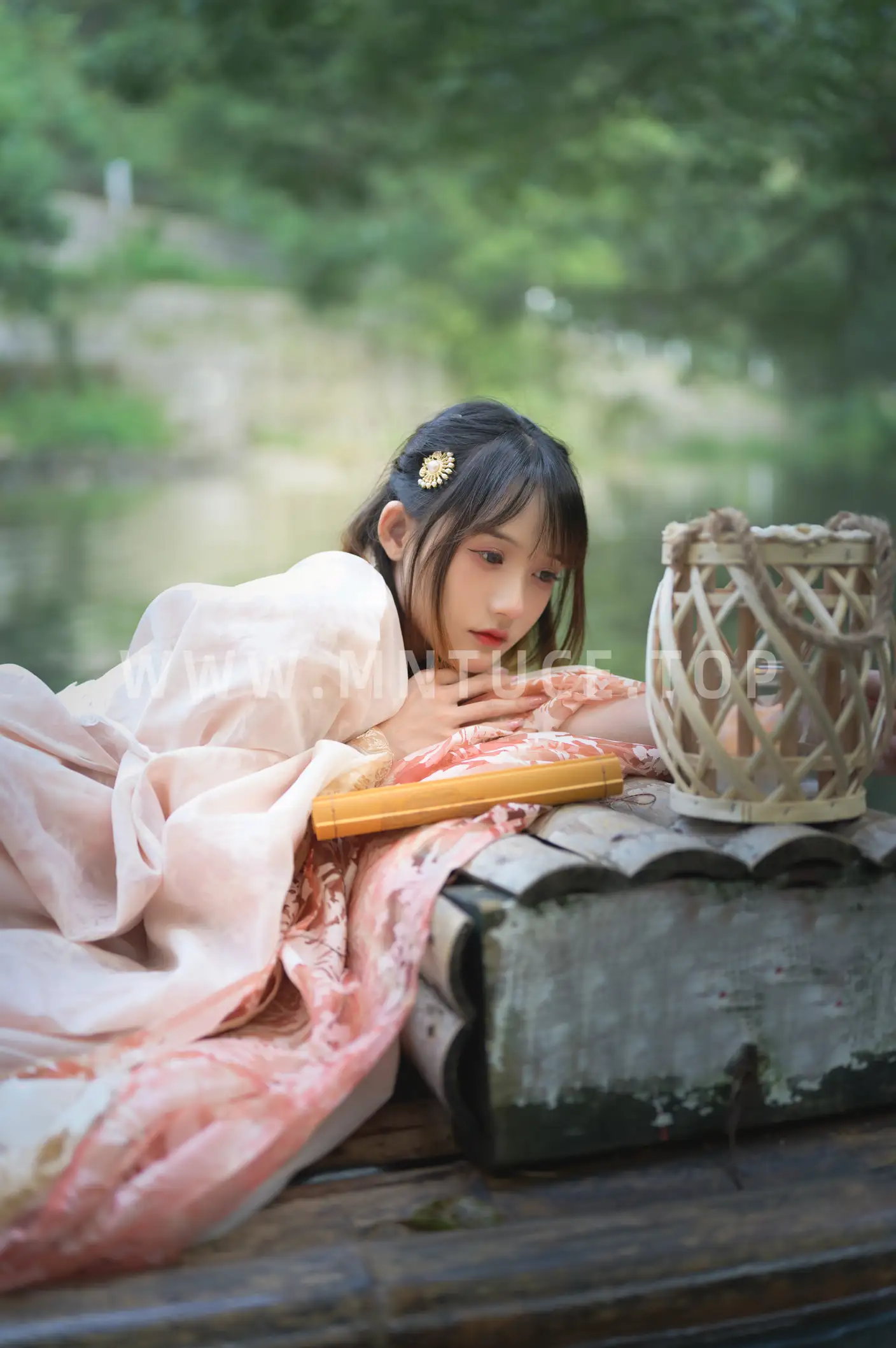 [艺图语] 2022.07.09 Vol.1431 – 烟雨江南 兔子Zzz不吃胡萝卜#[27P]-19