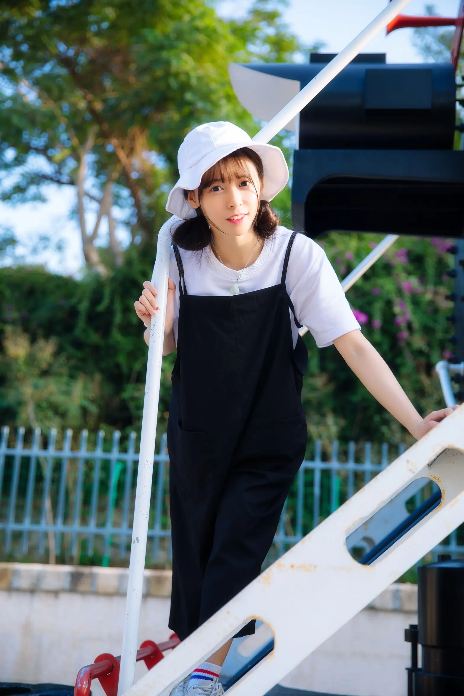 2022.02.21 Vol.836 – 她的微笑 14