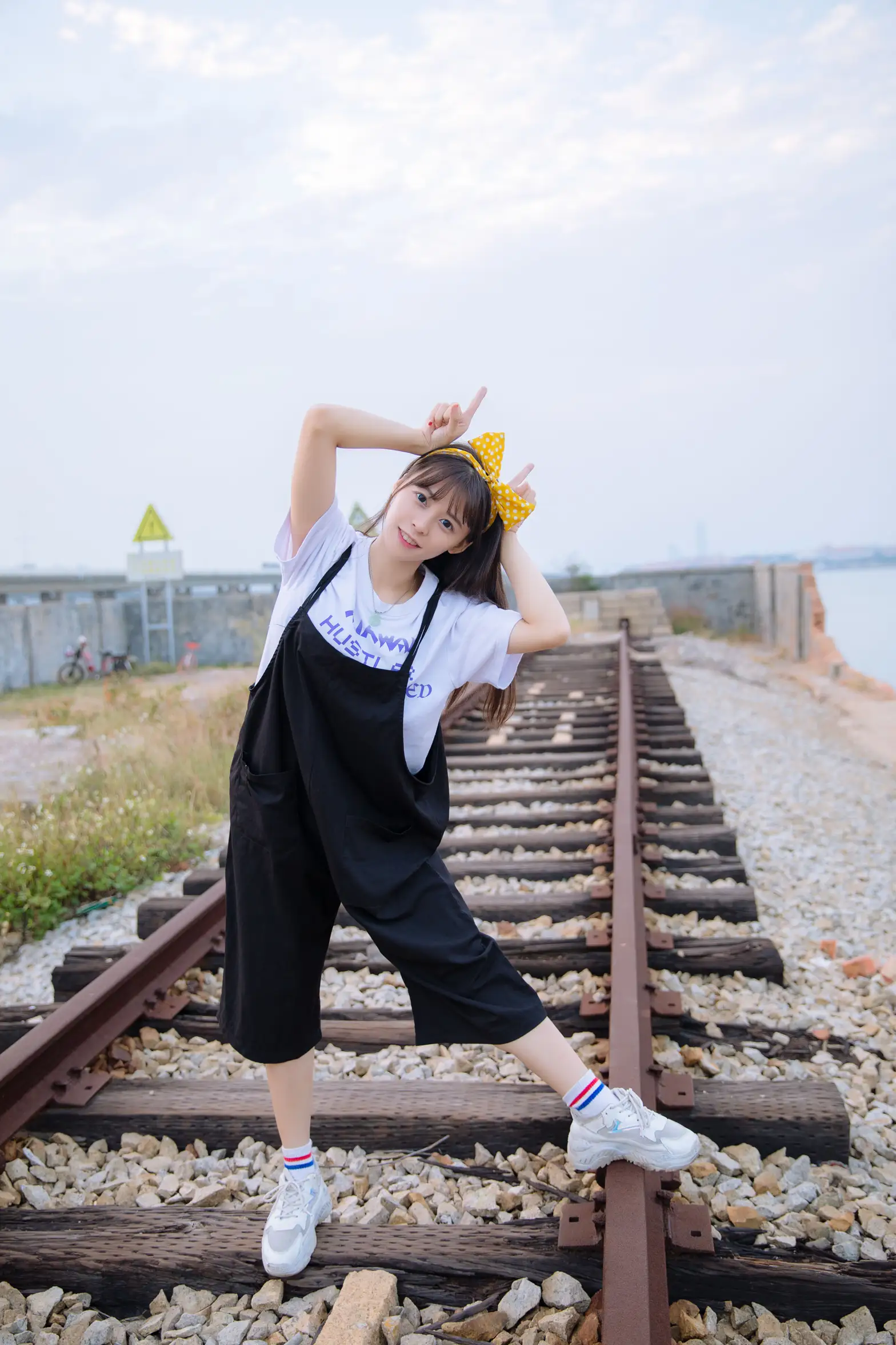 2022.02.21 Vol.836 – 她的微笑 16