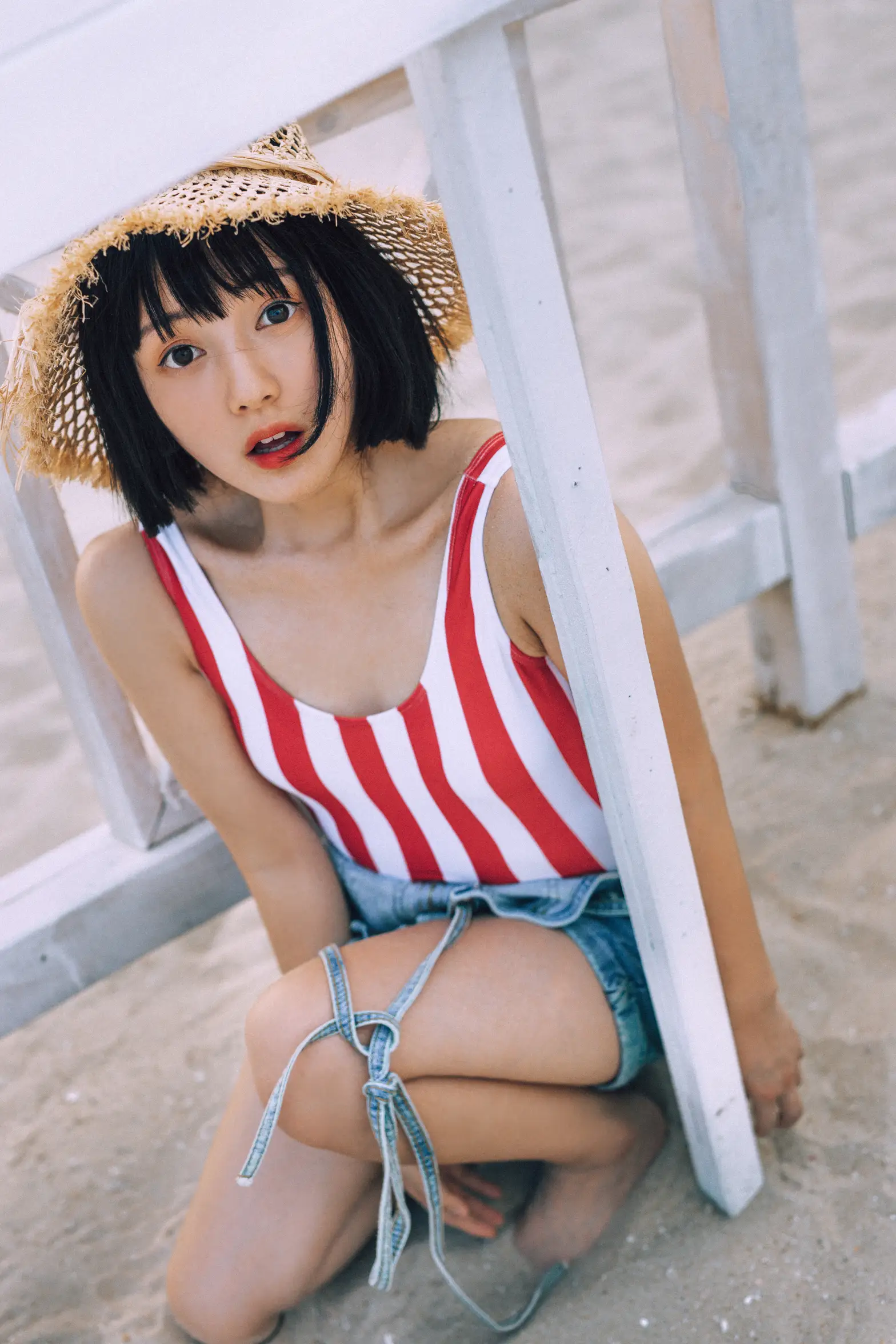 2021.11.24 Vol.467 – 红色沙滩少女 31