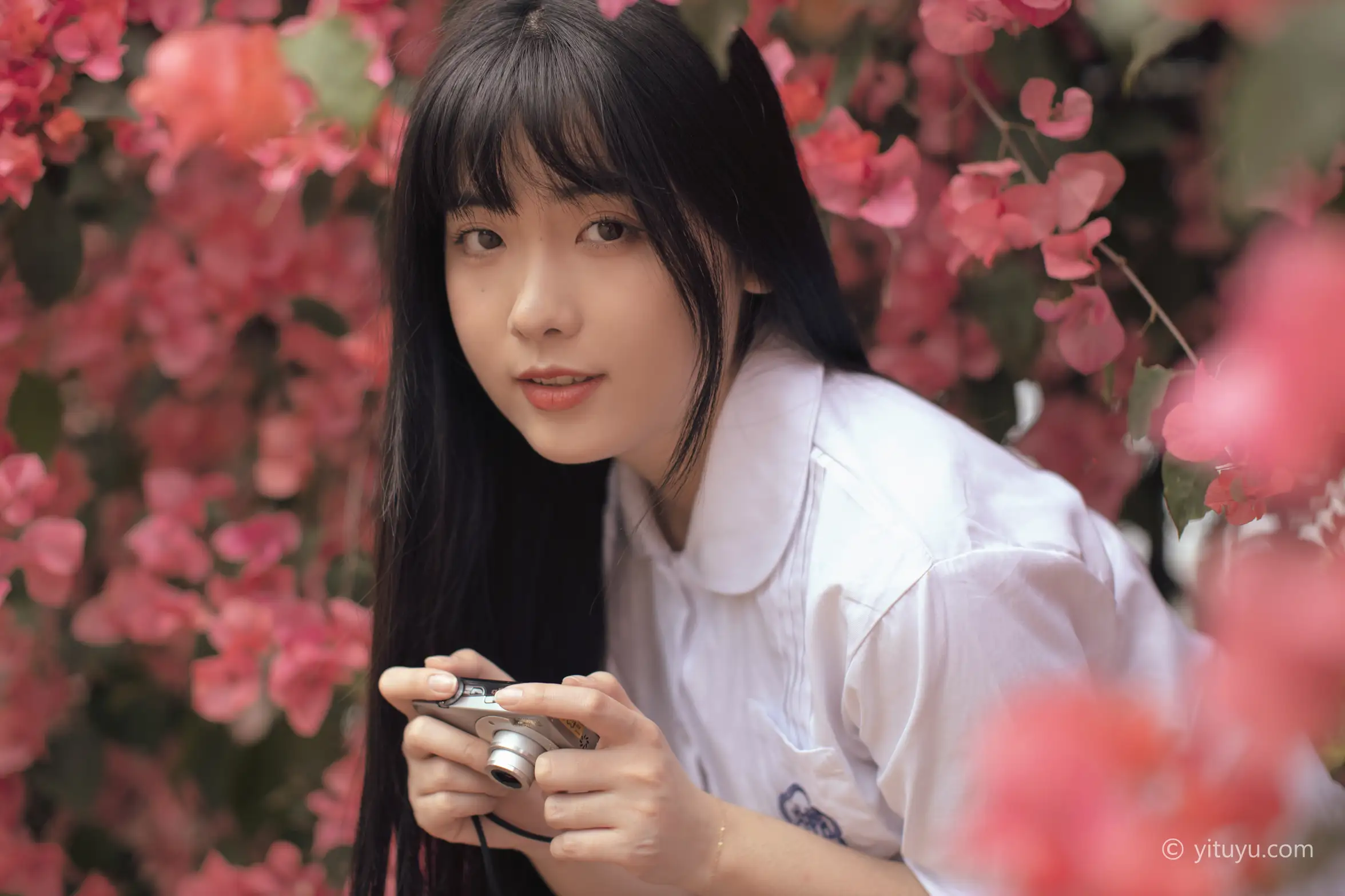 [艺图语] 2021.04.28 Vol.046 – 花季 黄子卿#[27P]-4