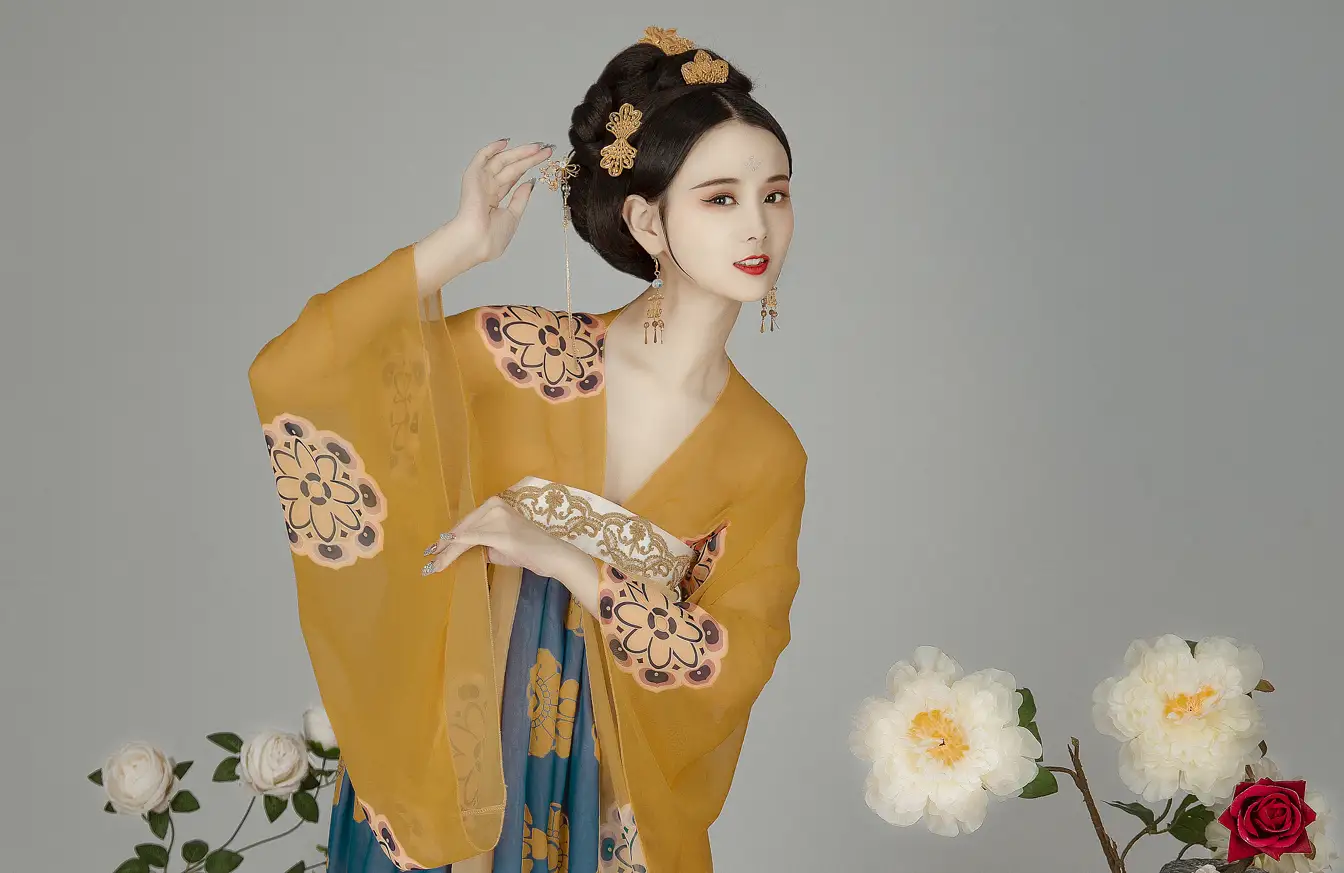 [艺图语] 2021.12.21 Vol.508 – 花满楼 欣宝#[22P]-11