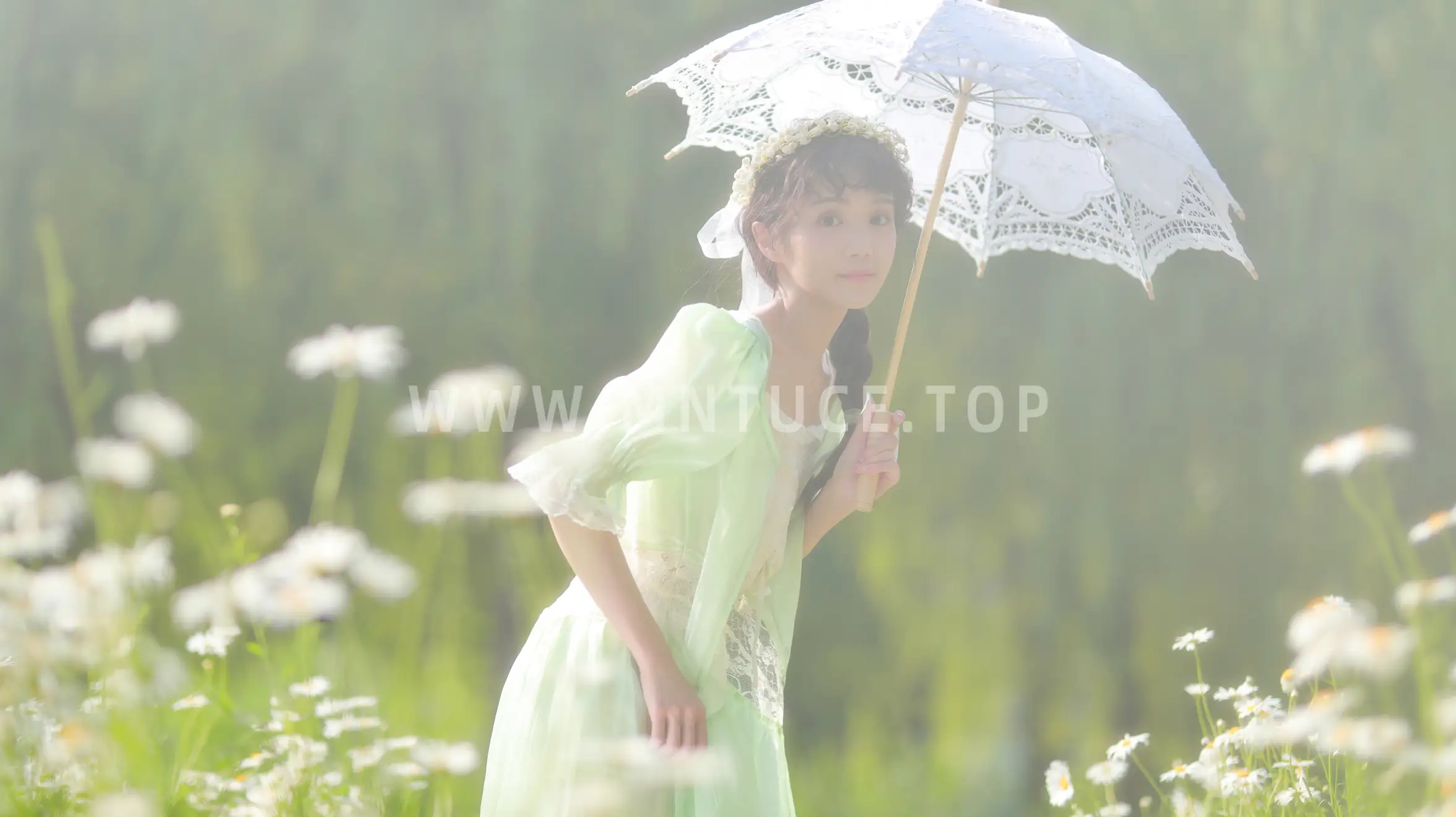 [艺图语] 2022.06.17 Vol.1209 – 她在光里徜徉 西西#[55P]-9