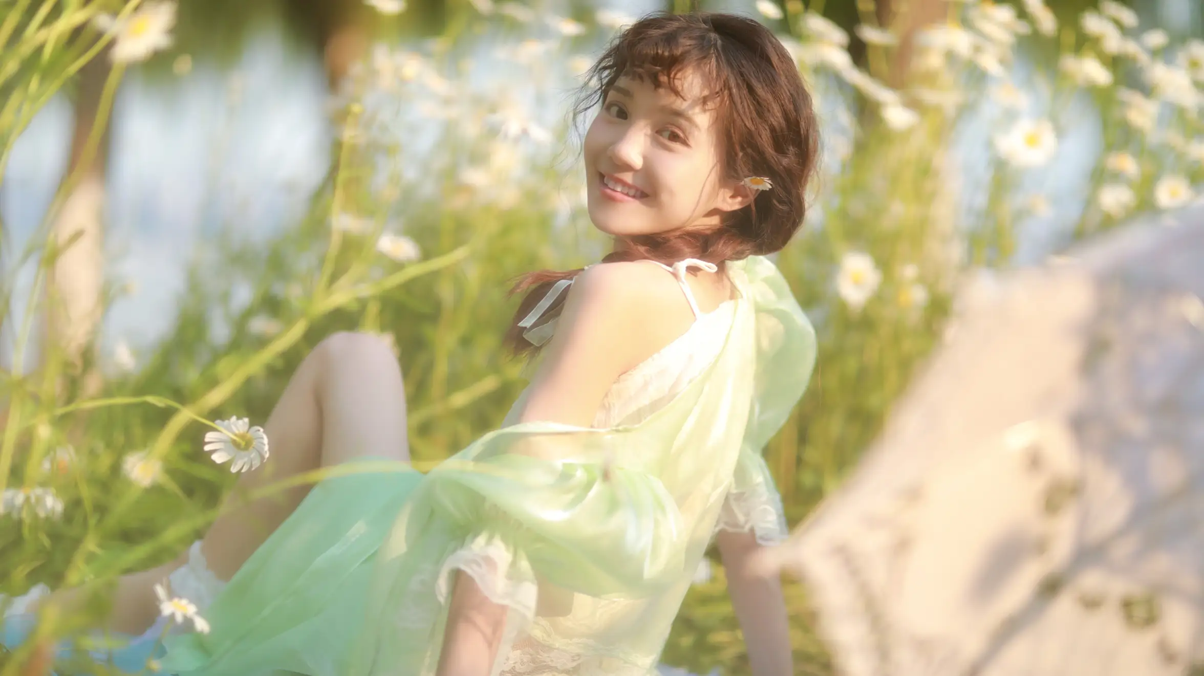 [艺图语] 2022.06.17 Vol.1209 – 她在光里徜徉 西西#[55P]-3