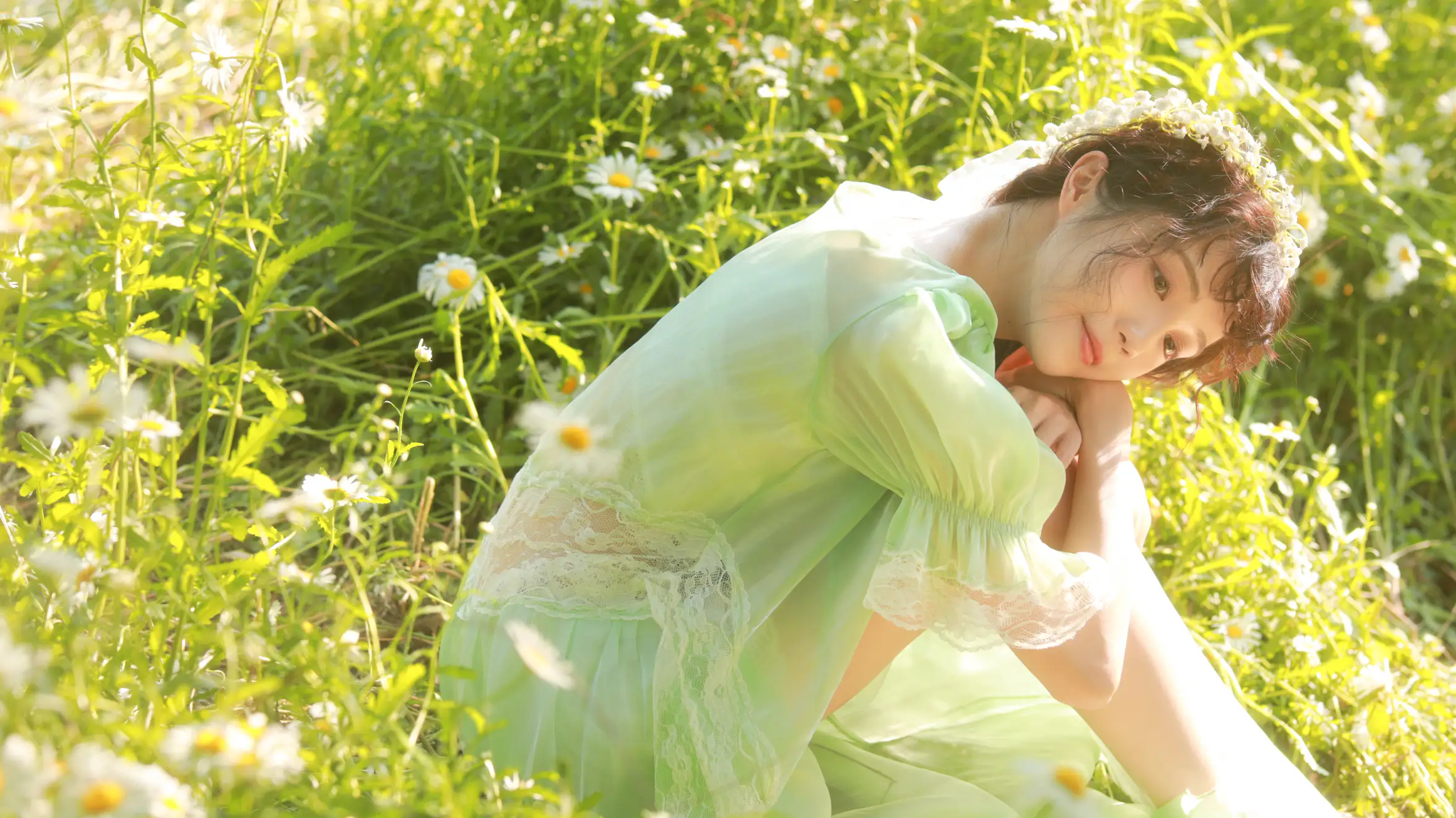 [艺图语] 2022.06.17 Vol.1209 – 她在光里徜徉 西西#[55P]-1