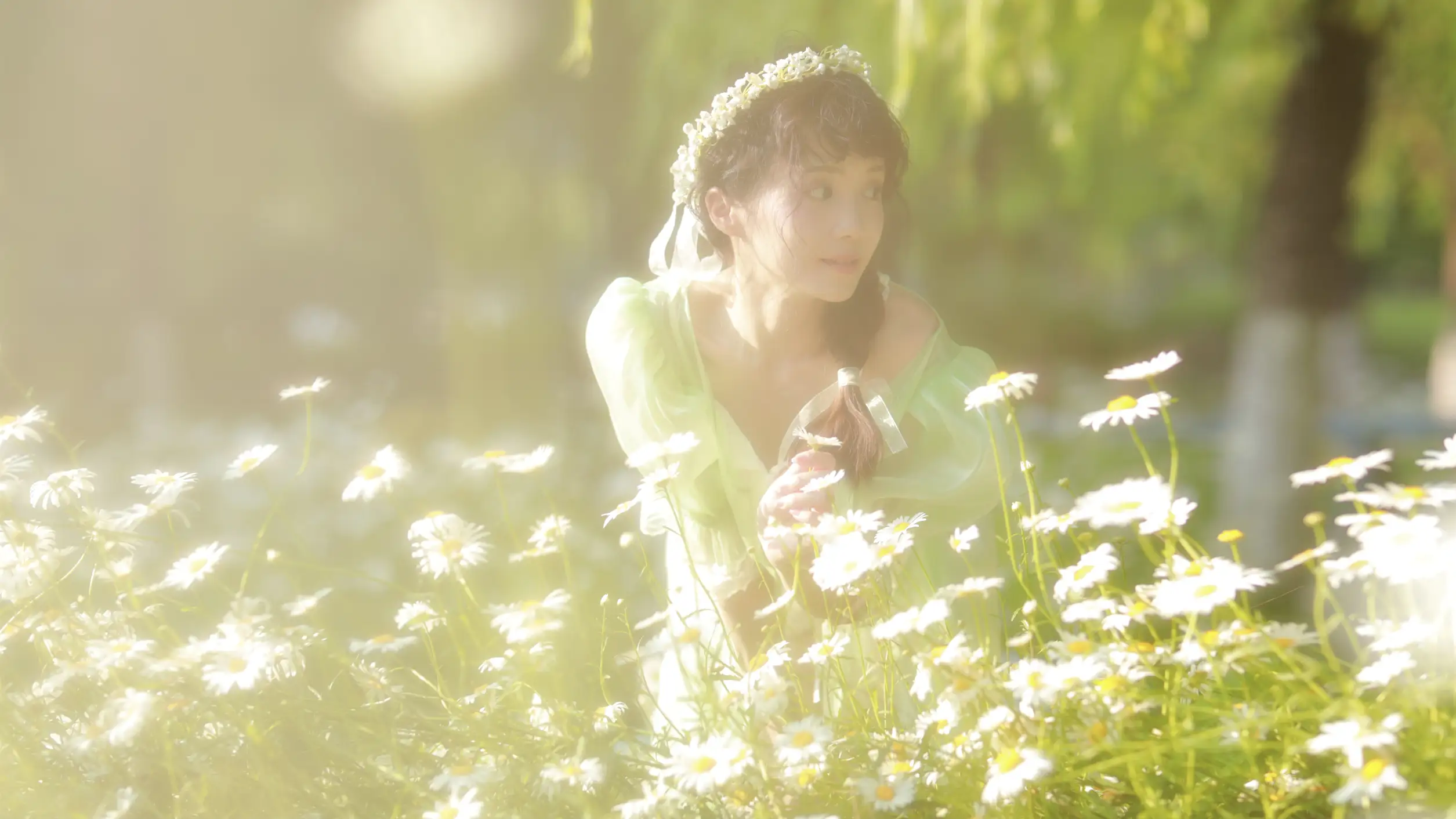 [艺图语] 2022.06.17 Vol.1209 – 她在光里徜徉 西西#[55P]-4