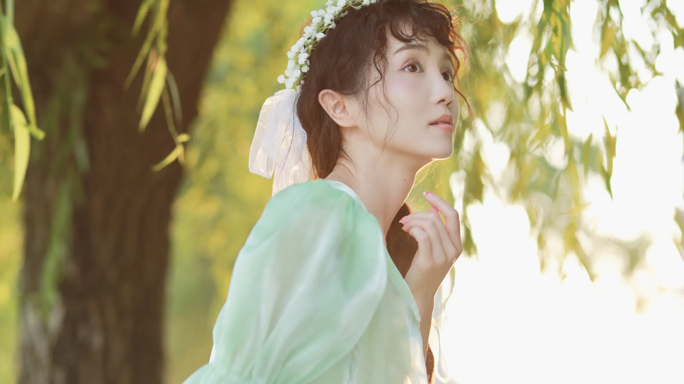 [艺图语] 2022.06.17 Vol.1209 – 她在光里徜徉 西西#[55P]-8