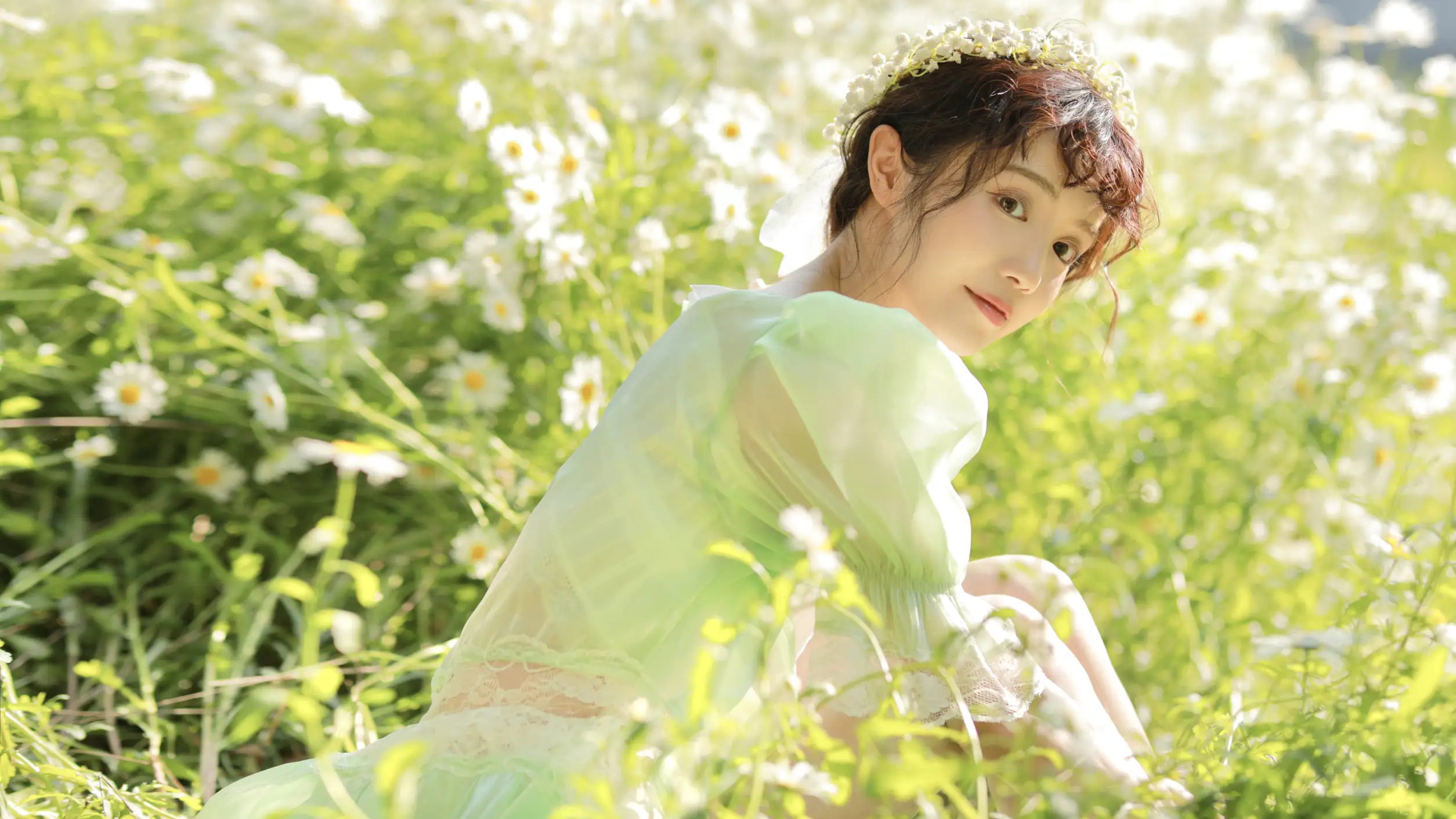 [艺图语] 2022.06.17 Vol.1209 – 她在光里徜徉 西西#[55P]-7