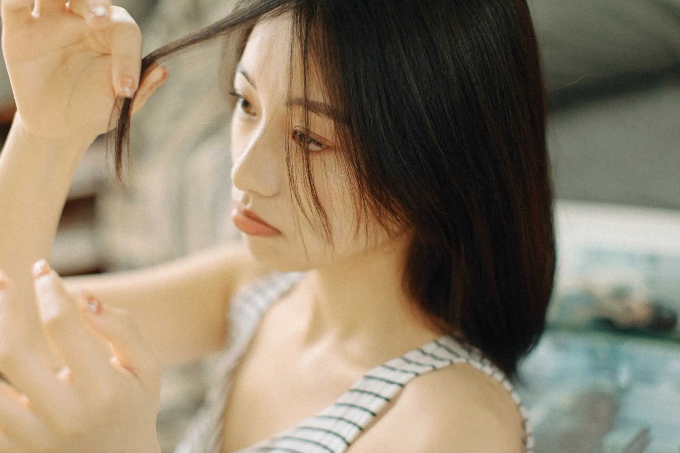 [艺图语] 2022.06.01 Vol.1050 – 寝居女子写真集 九月#[34P]-5