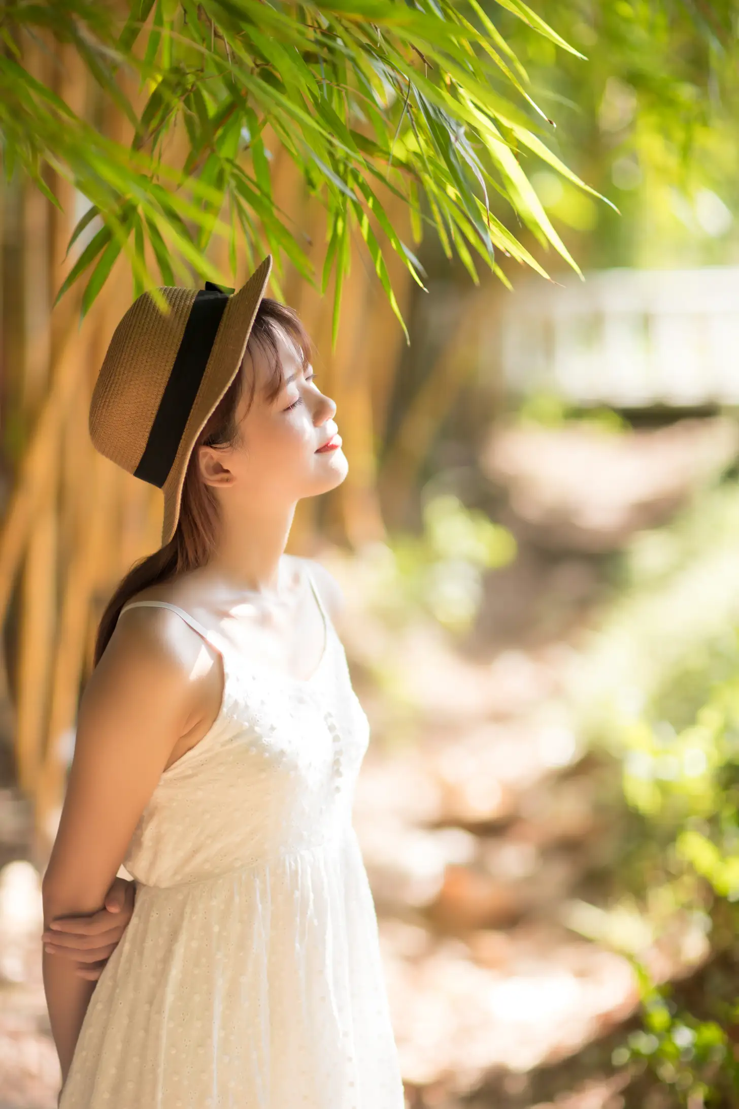 [艺图语] 2021.08.23 Vol.163 – 光照进的地方 晓颖#[23P]-12