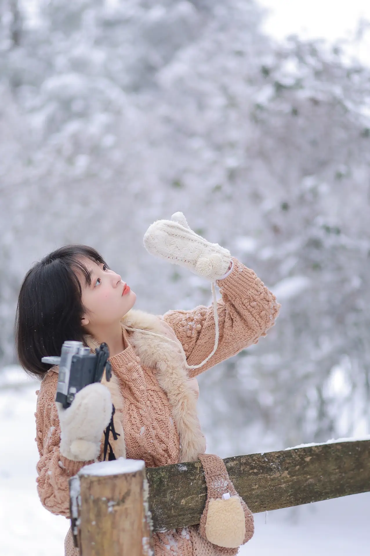 [艺图语] 2022.09.17 Vol.1970 – 嘿，一起来玩雪。 耳元在减肥#[26P]-6