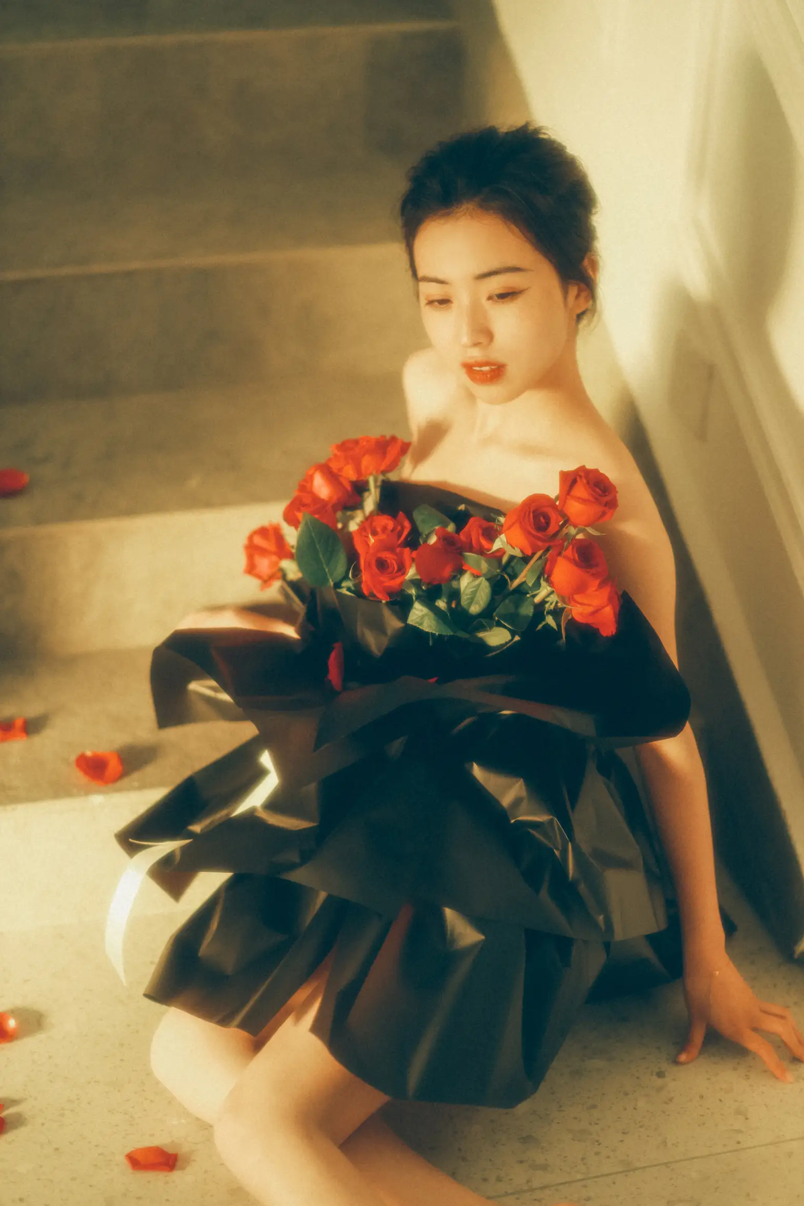 [艺图语] 2022.08.07 Vol.1644 – 红玫瑰 小朱#[34P]-9