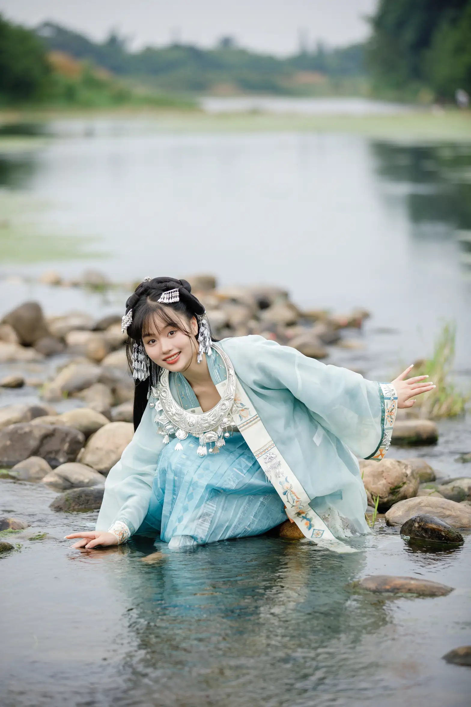 [艺图语] 2022.09.09 Vol.1906 – 苗疆少女 王大可#[22P]-12