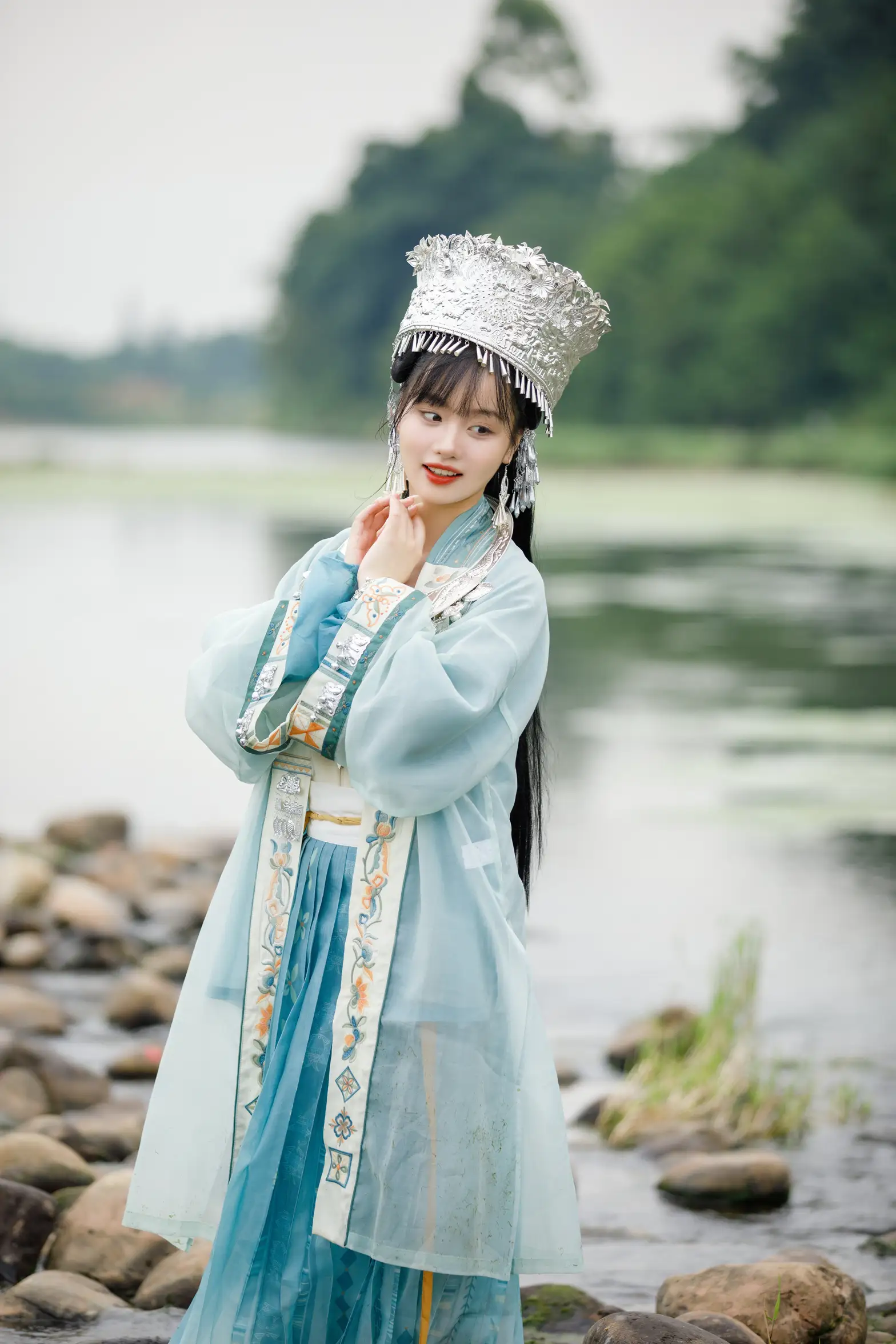 [艺图语] 2022.09.09 Vol.1906 – 苗疆少女 王大可#[22P]-14