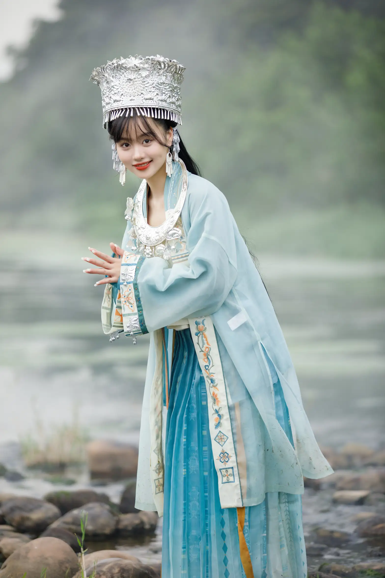 [艺图语] 2022.09.09 Vol.1906 – 苗疆少女 王大可#[22P]-19