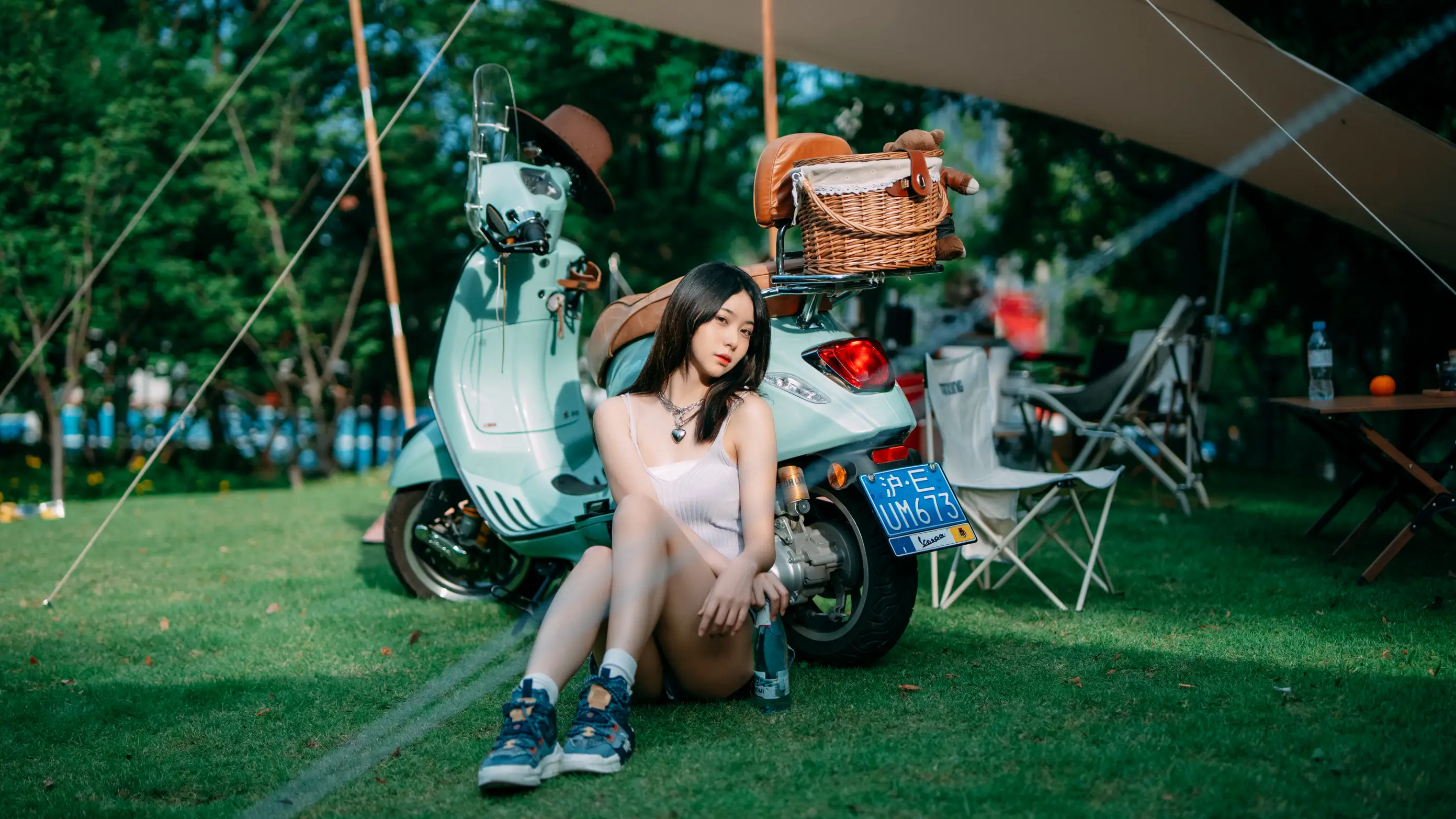 [艺图语] 2022.08.09 Vol.1664 – 夏天的白加黑 小可爱#[48P]-13