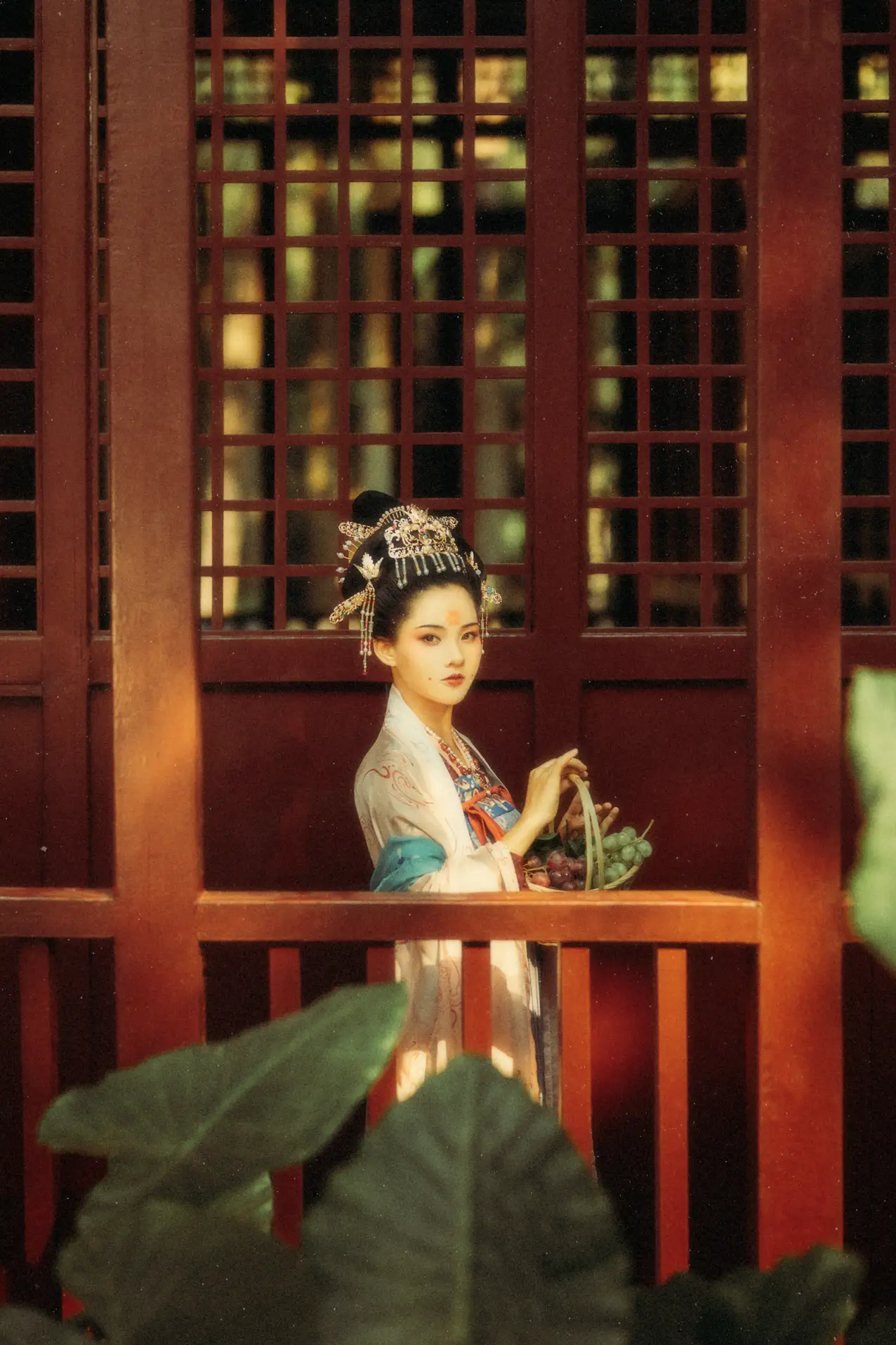 [艺图语] 2021.08.27 Vol.182 – 花想容 媛媛#[27P]-26