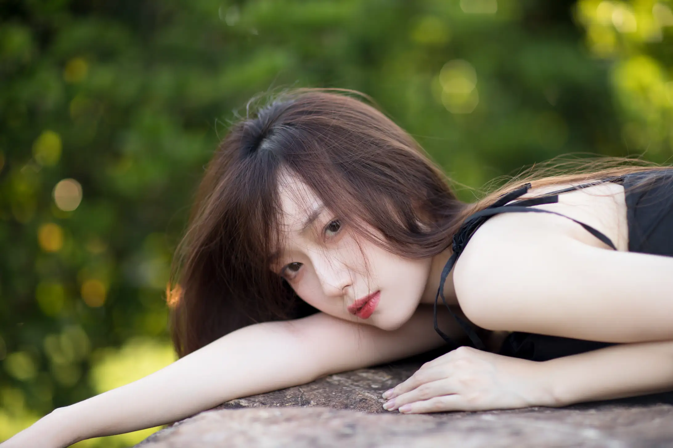 [艺图语] 2021.11.10 Vol.435 – 微风起，心已动 KK#[25P]-16