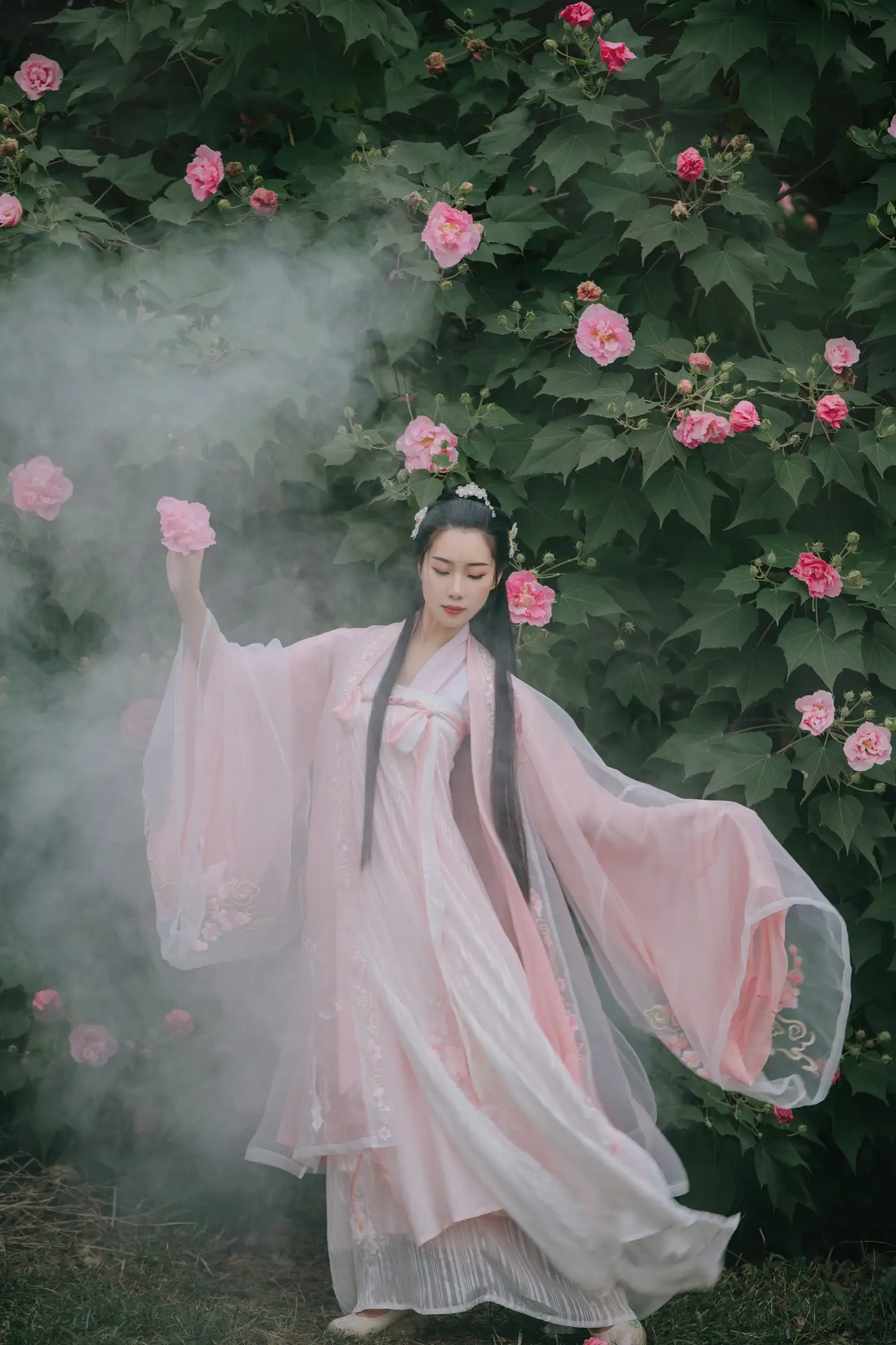 [艺图语] 2022.05.31 Vol.1038 – 粉蝶 木景抒#[22P]-6