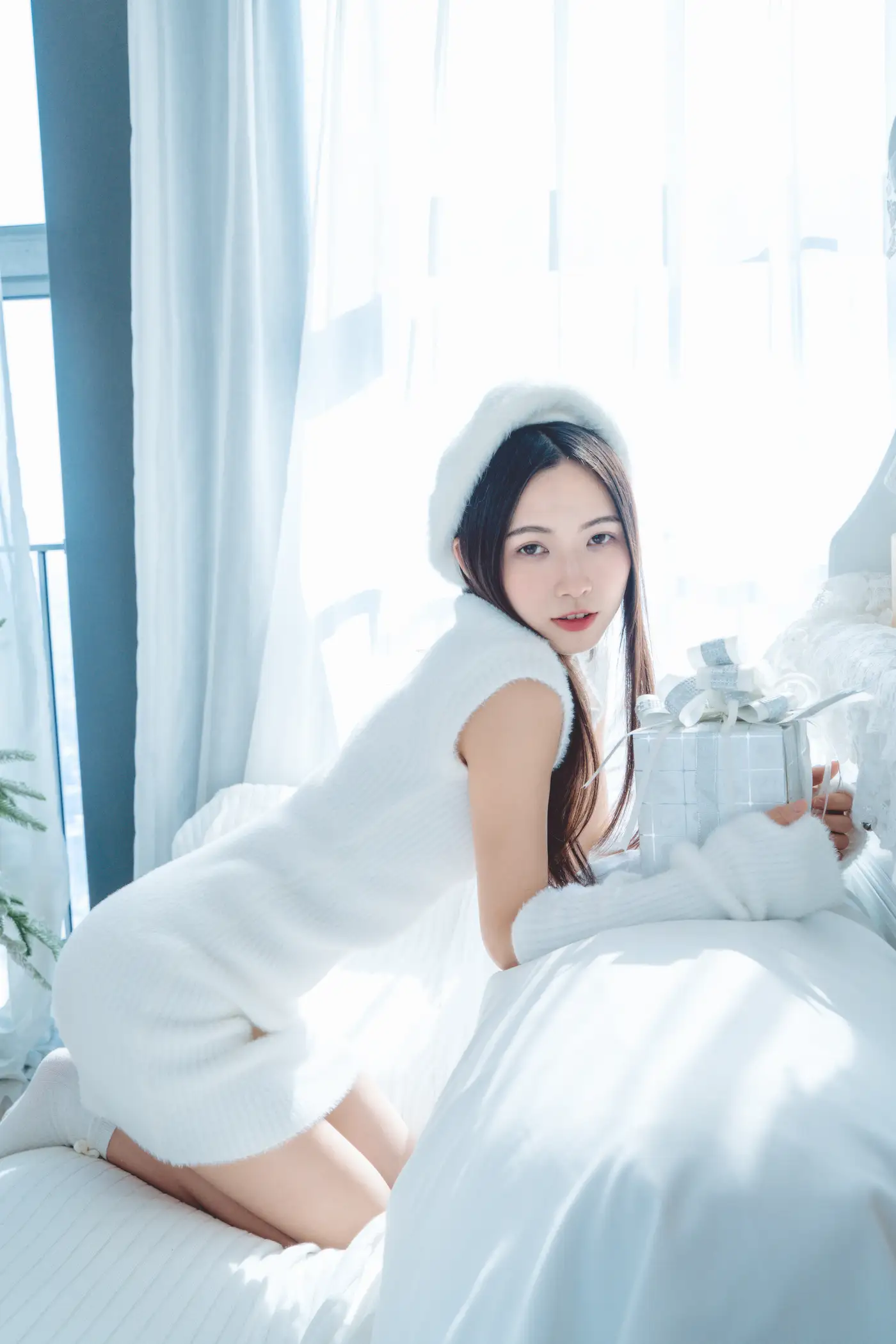 [艺图语] 2022.02.11 Vol.782 – 纯白季节 老猪#[22P]-17